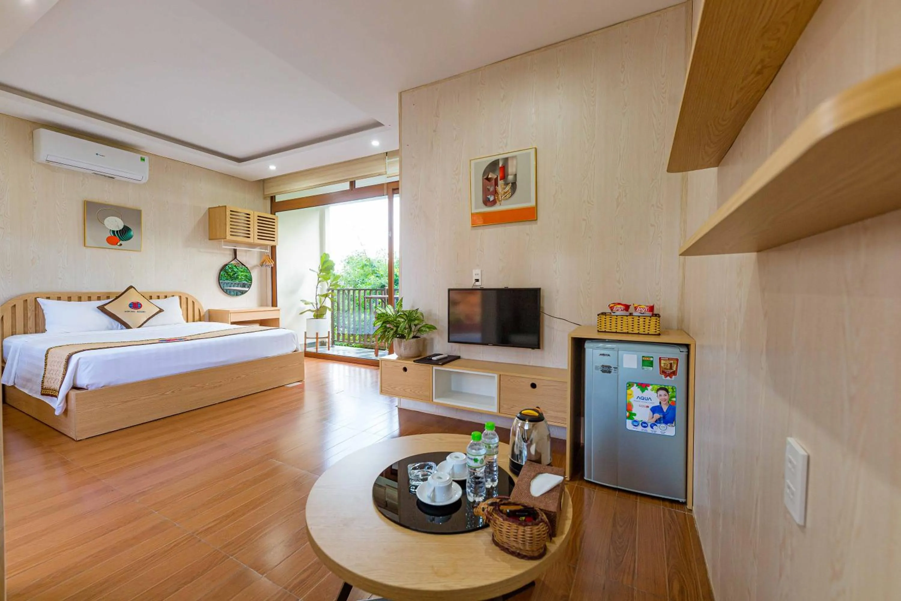 Bed in Hon Dau Resort