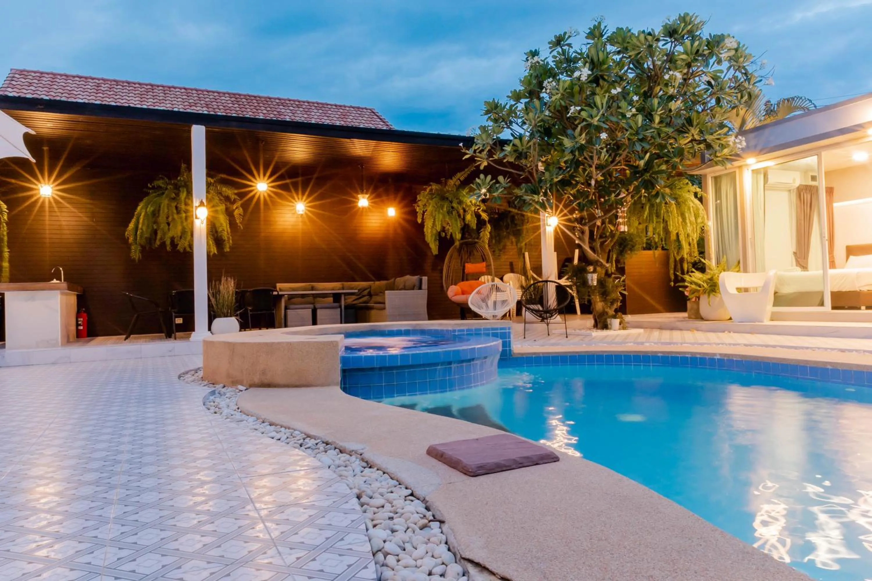 Swimming pool in Baan Kiang Lay Phu View Private Pool Villa in Central Hua Hin