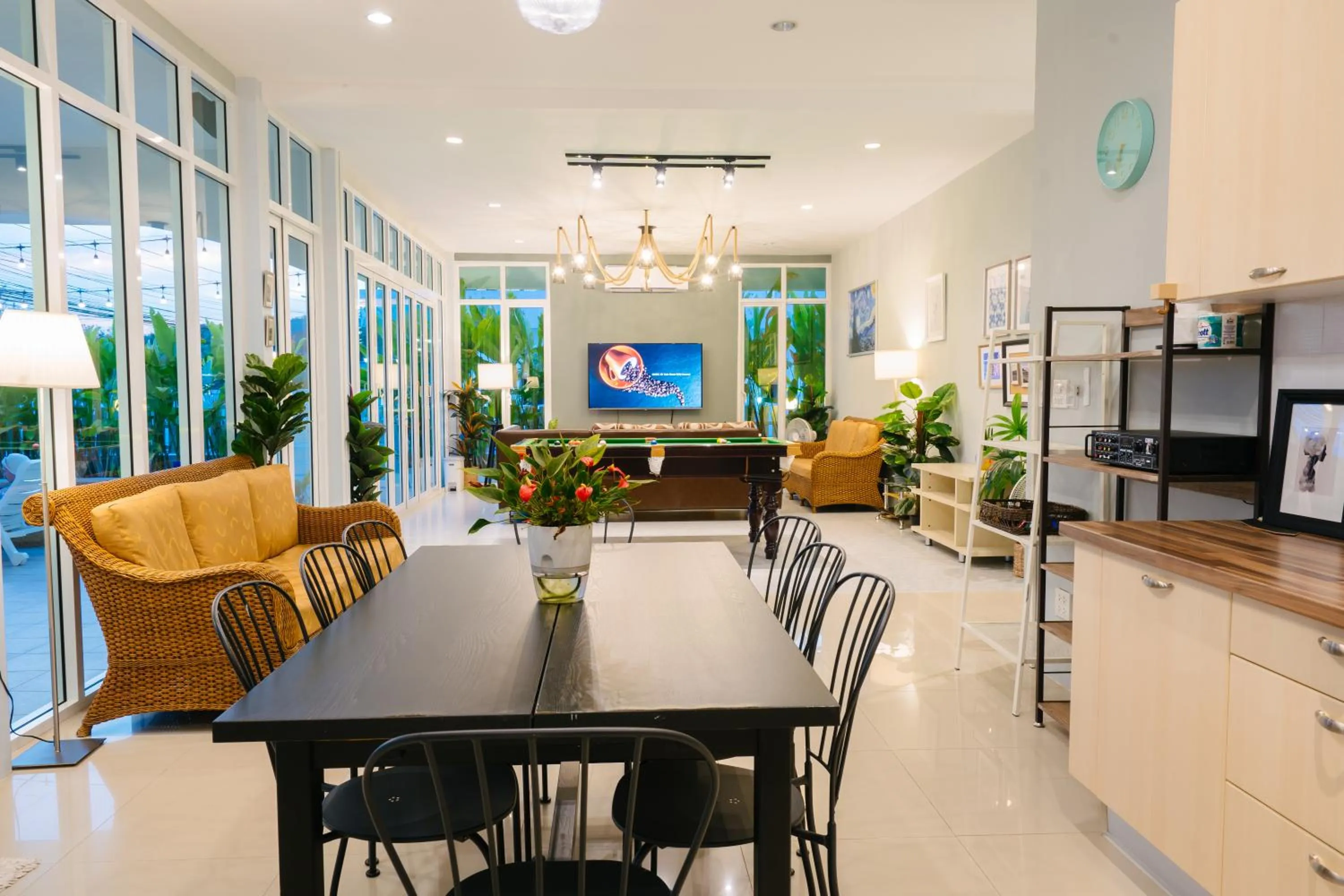 Dining area in Baan Kiang Lay Phu View Private Pool Villa in Central Hua Hin