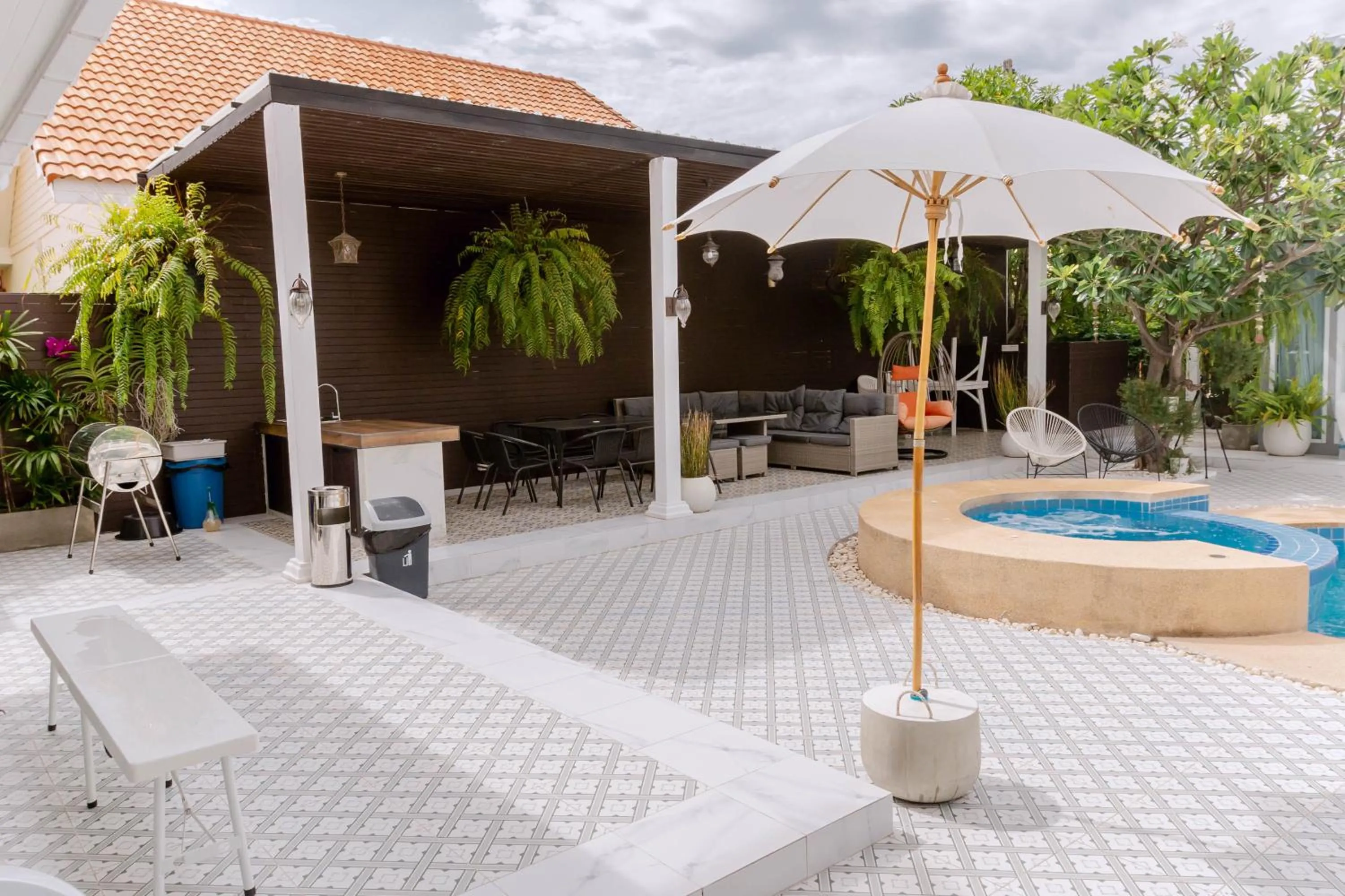 Swimming pool in Baan Kiang Lay Phu View Private Pool Villa in Central Hua Hin