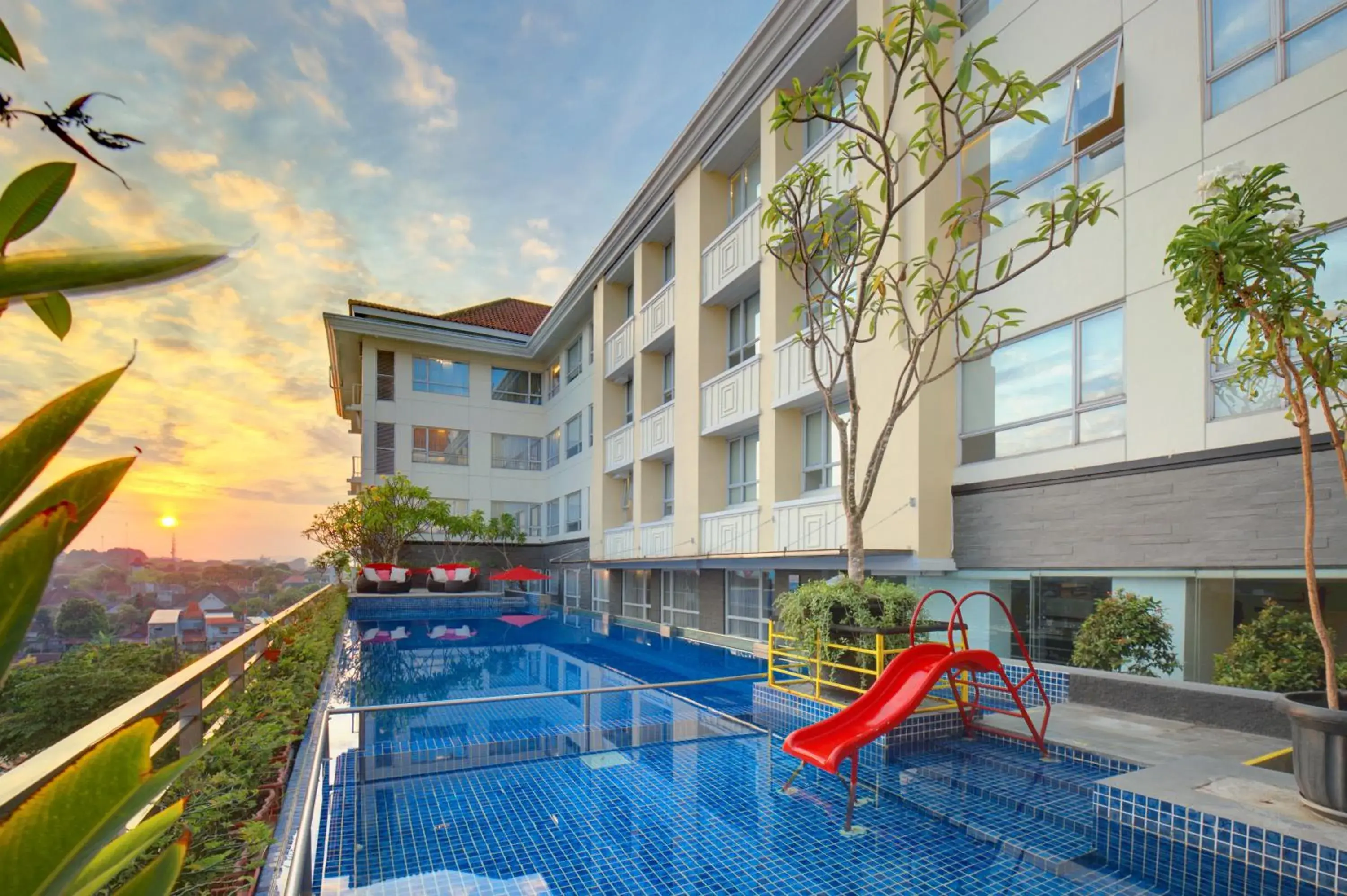 Swimming pool in Grand Zuri Malioboro Swimming pool in Grand Zuri Malioboro