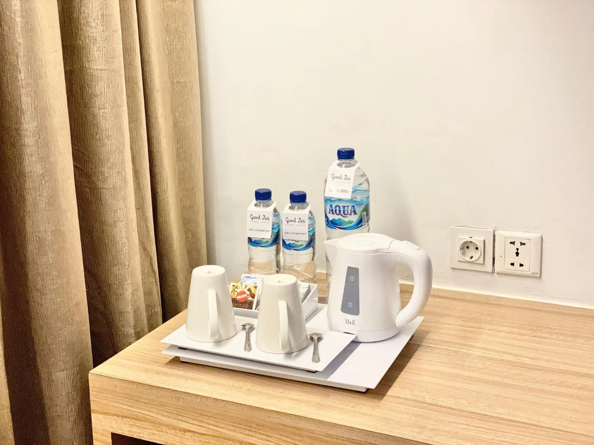 Coffee/tea facilities in Grand Zuri Malioboro