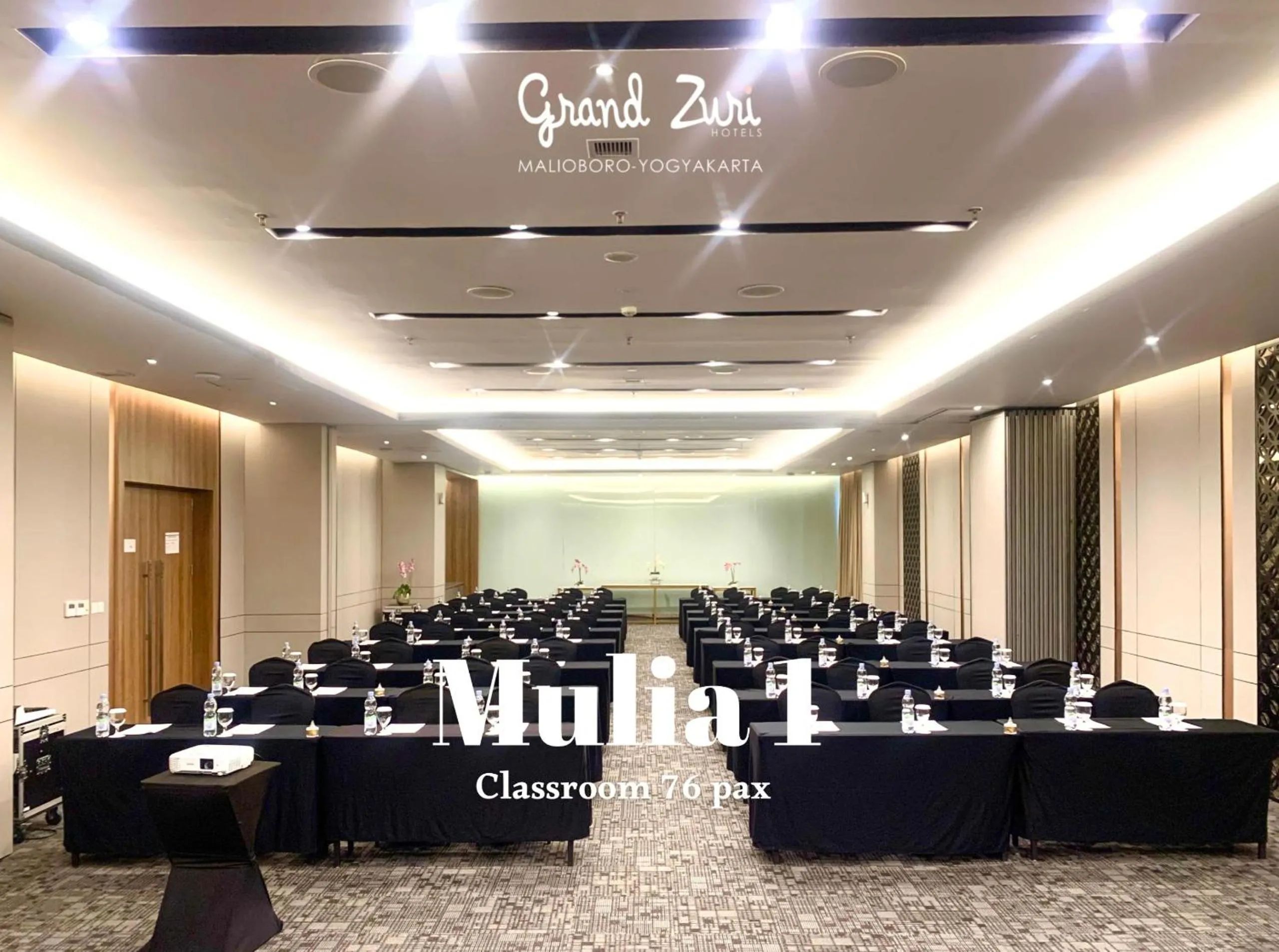 Meeting/conference room in Grand Zuri Malioboro