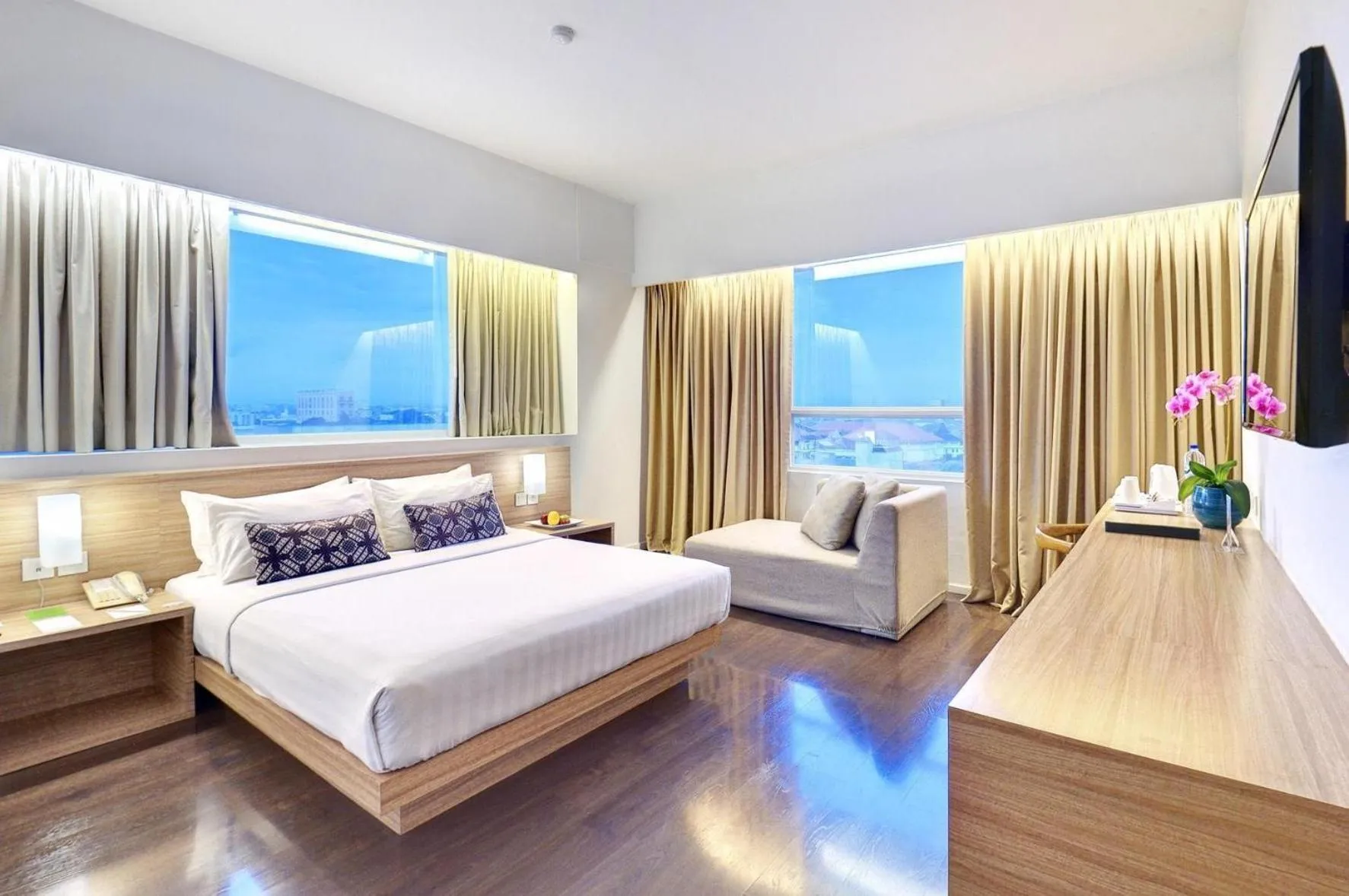 Bedroom, Bed in Grand Zuri Malioboro