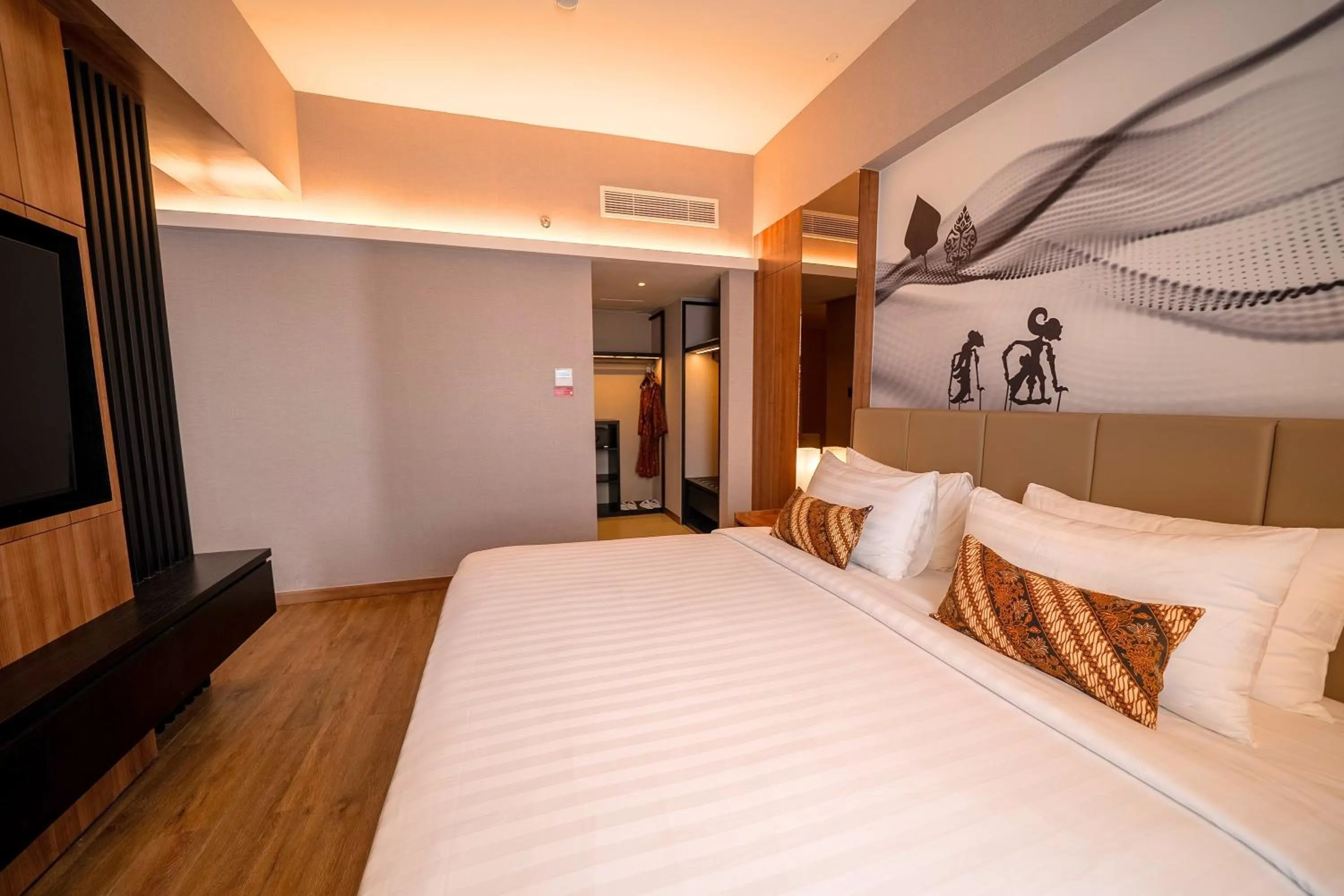 Bedroom, Bed in Grand Zuri Malioboro