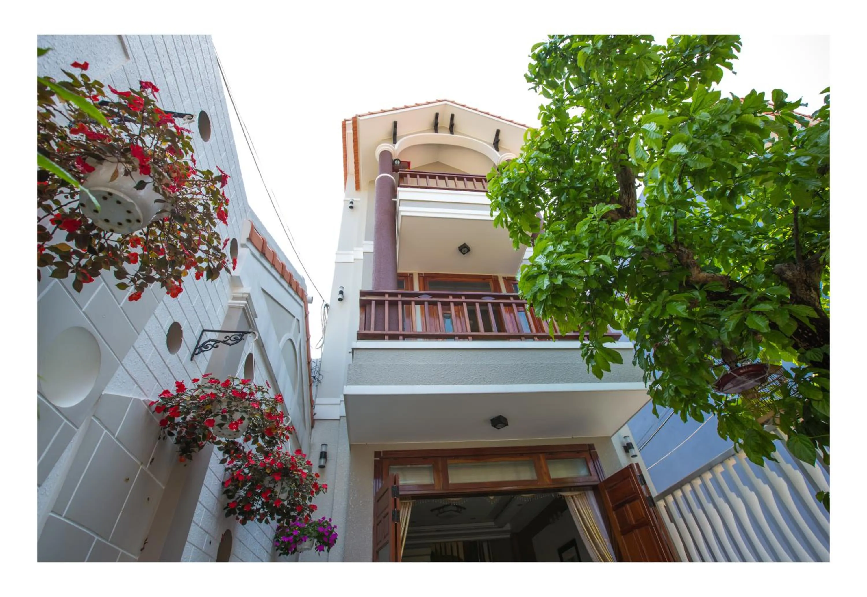 Bird's eye view in Hoang Thu Hostel