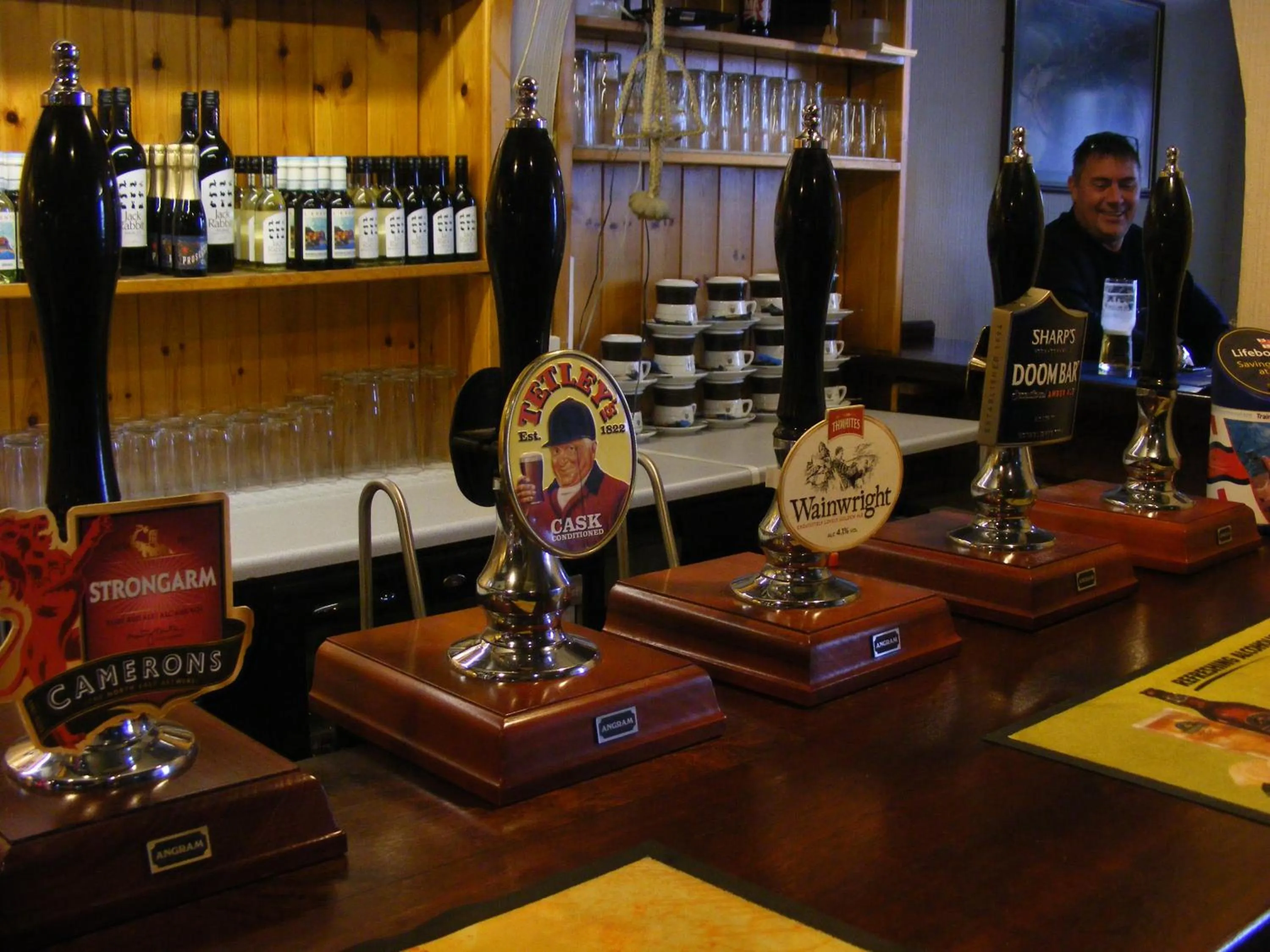 Lounge or bar in Highlander Hotel