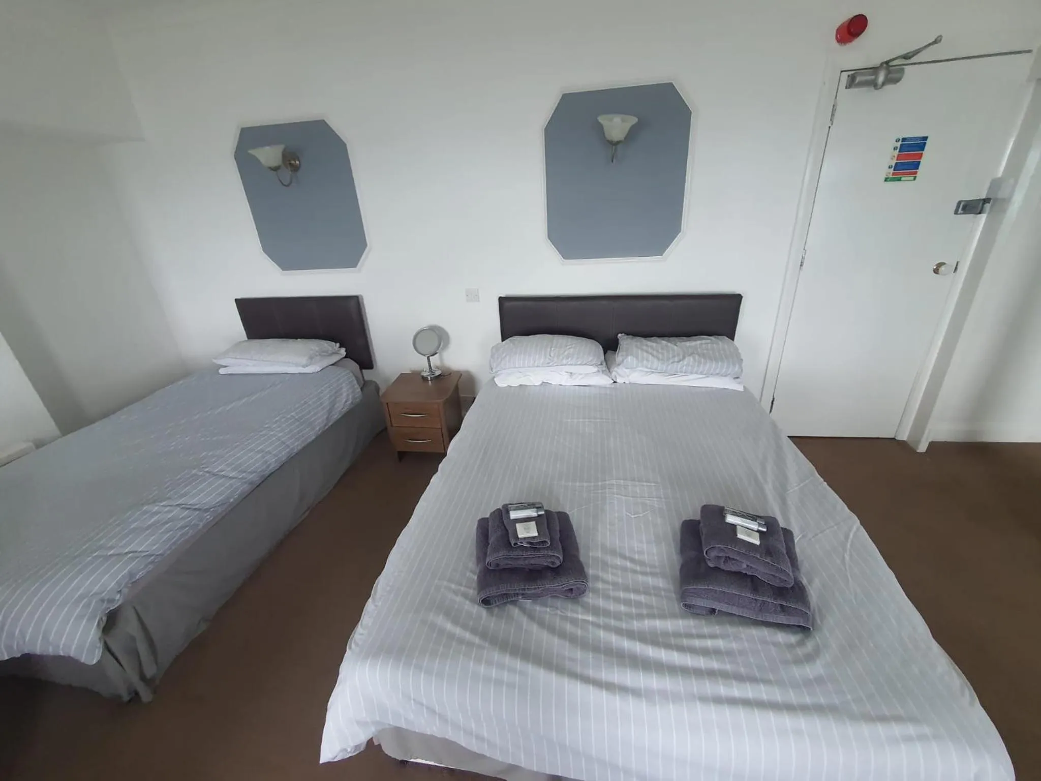 Bed in Highlander Hotel