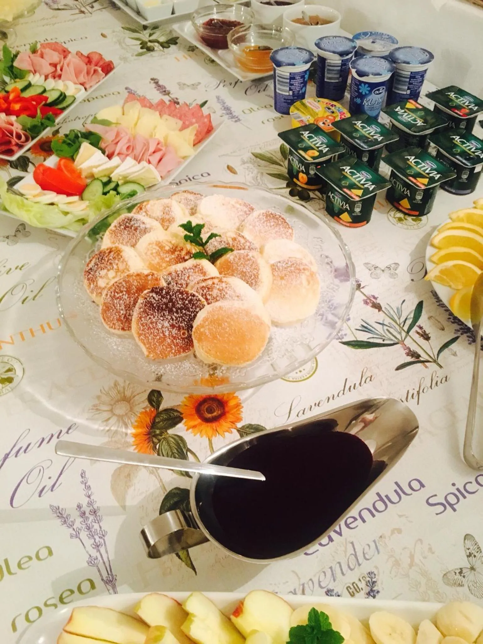 Continental breakfast in Dvůr Olšiny -Hotel and Horse-riding