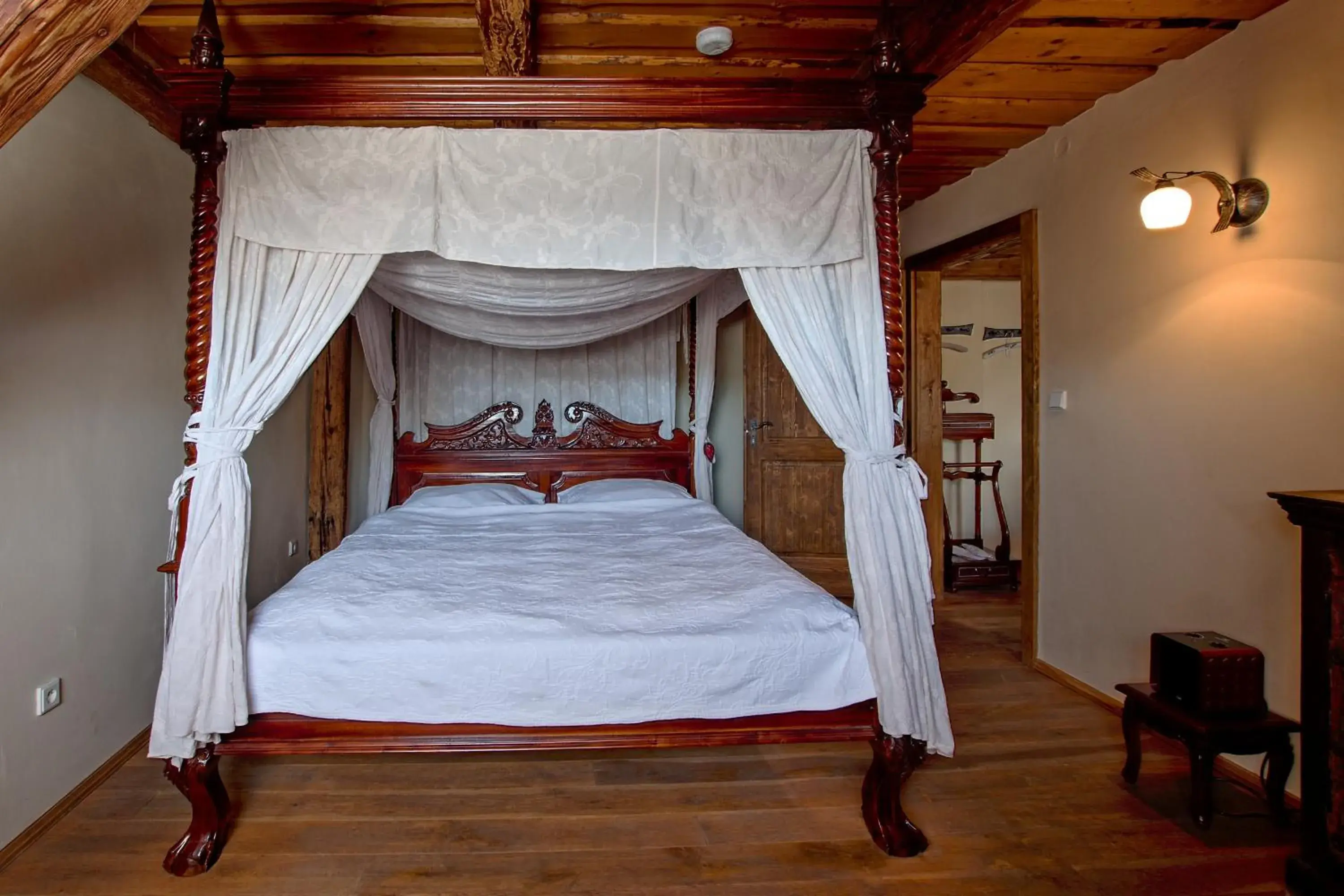 Deluxe Suite - single occupancy in Dvůr Olšiny -Hotel and Horse-riding Deluxe Suite - single occupancy in Dvůr Olšiny -Hotel and Horse-riding