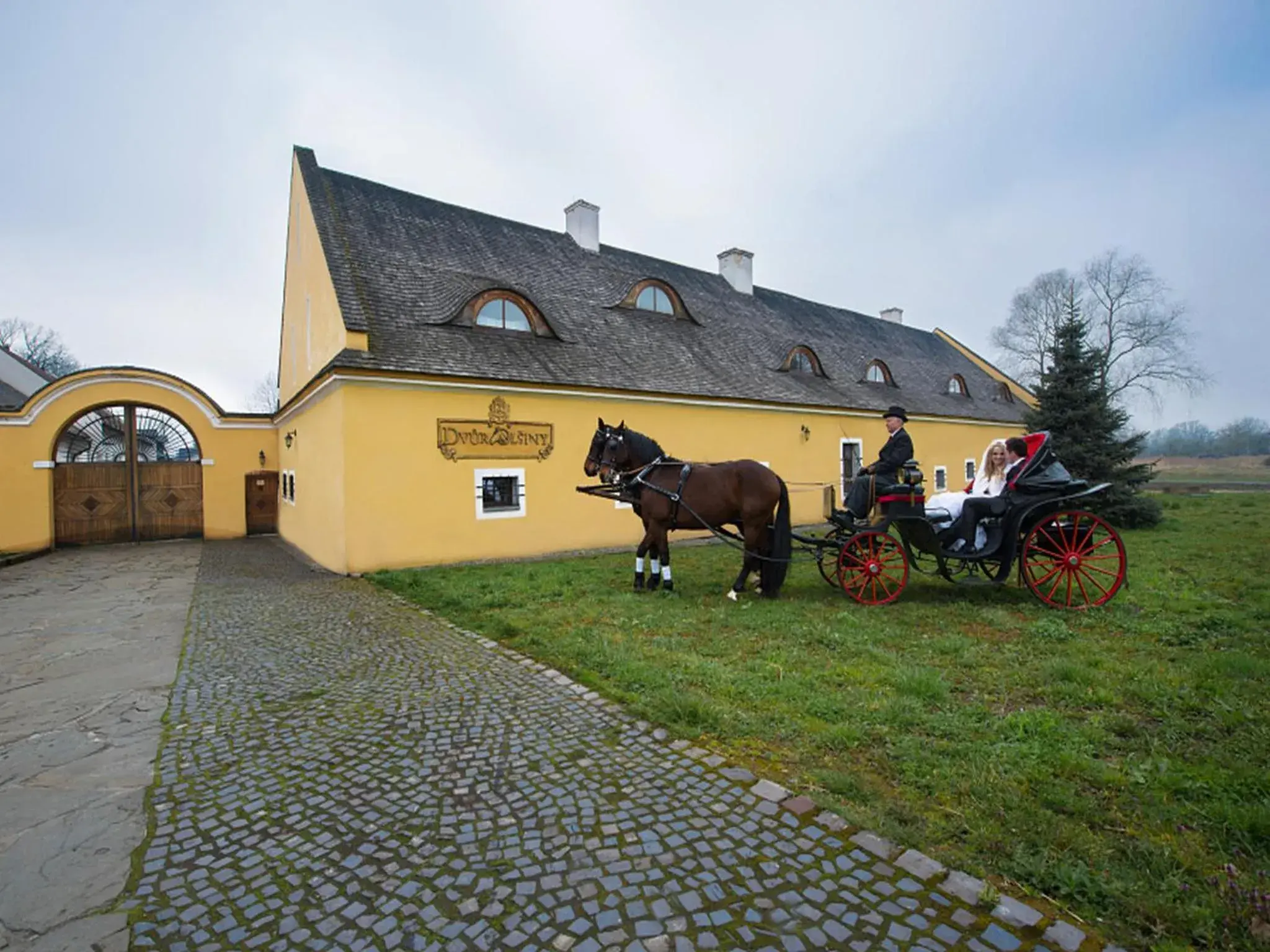 Dvůr Olšiny -Hotel and Horse-riding Dvůr Olšiny -Hotel and Horse-riding