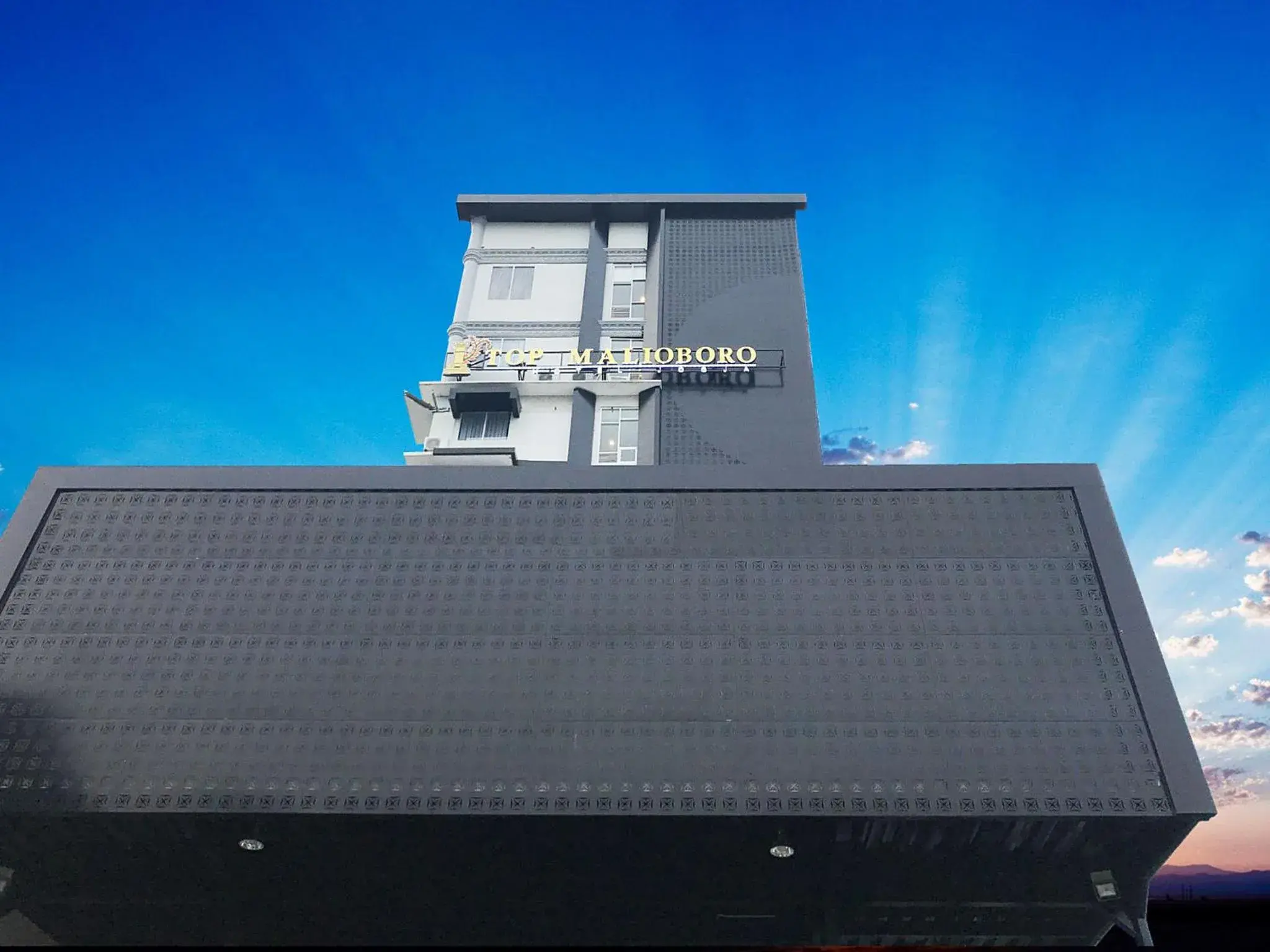 Property building in Top Malioboro Hotel Jogja Property building in Top Malioboro Hotel Jogja