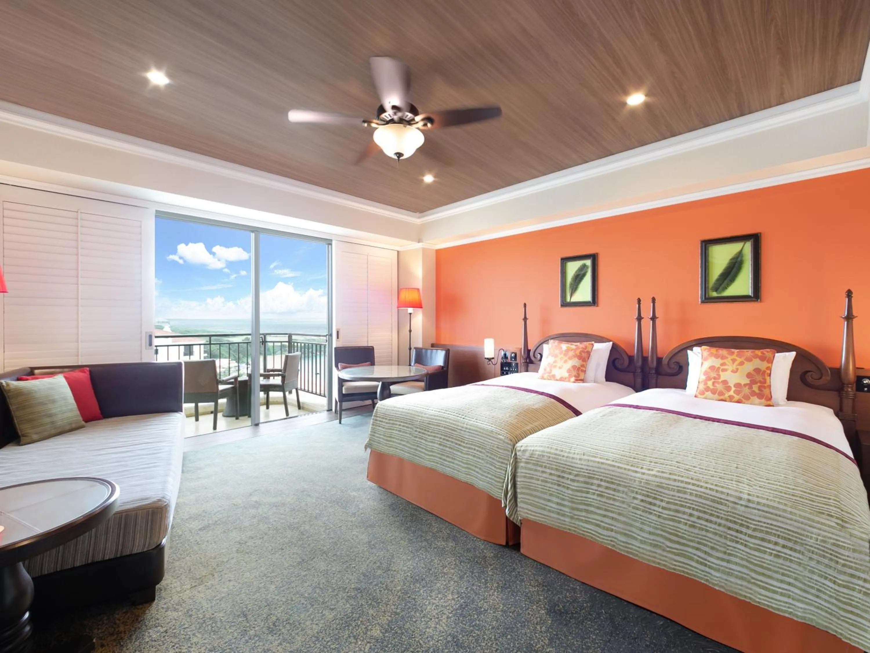 Photo of the whole room, Bed in Hotel Nikko Alivila