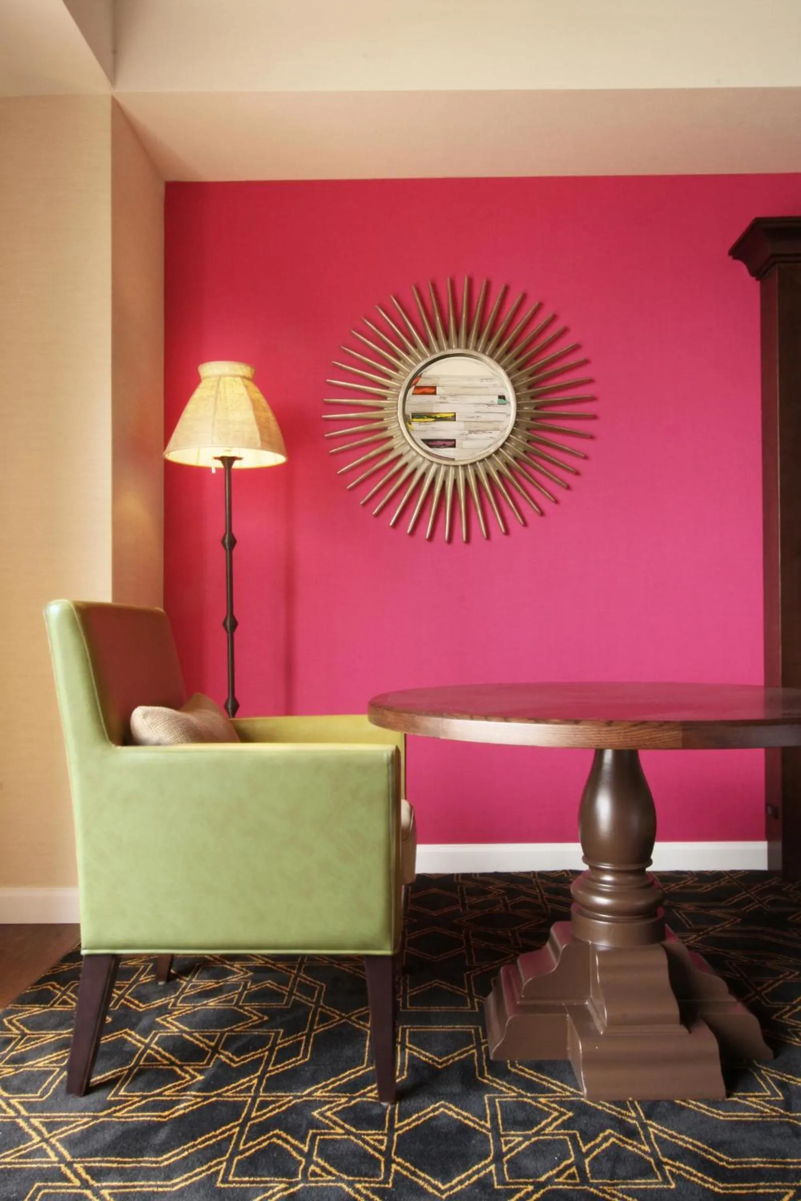 Seating area in Hotel Nikko Alivila