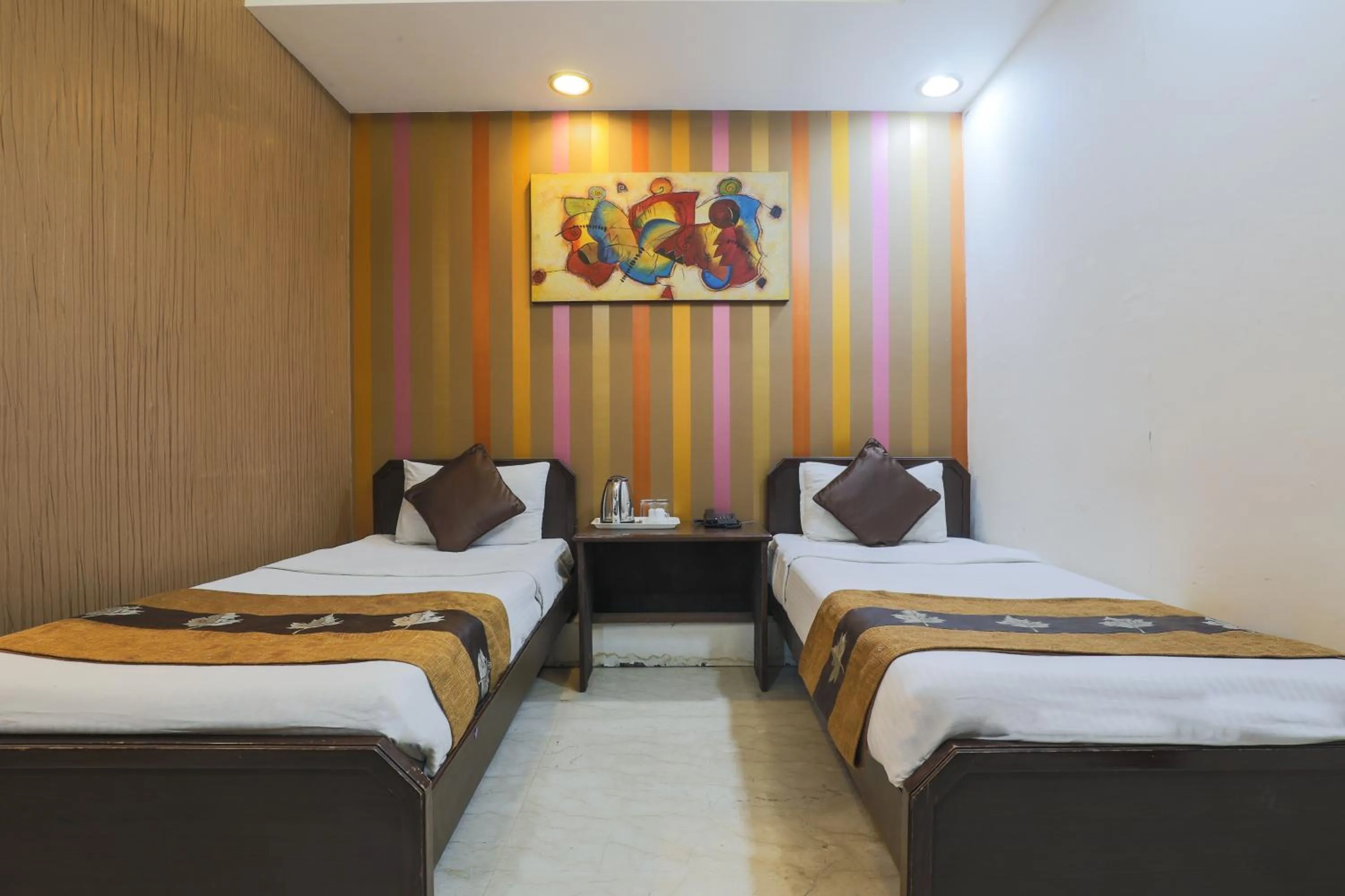 Photo of the whole room, Bed in Hermitage by The Cosy Hotels Near Lotus Temple