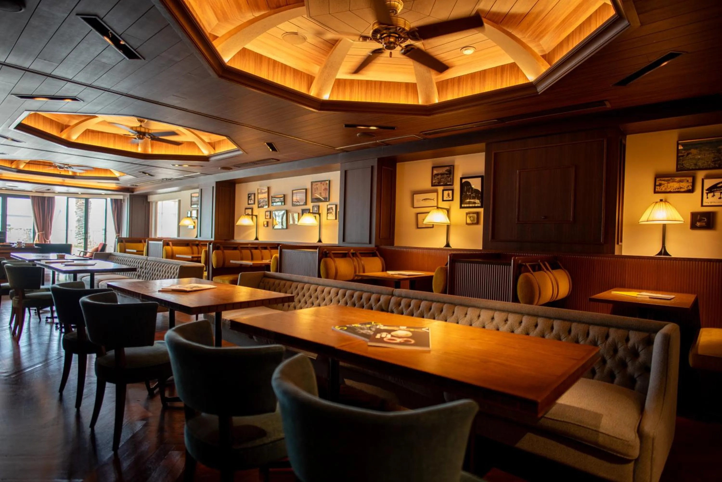 Communal lounge/ TV room in Setre Glover's House Nagasaki