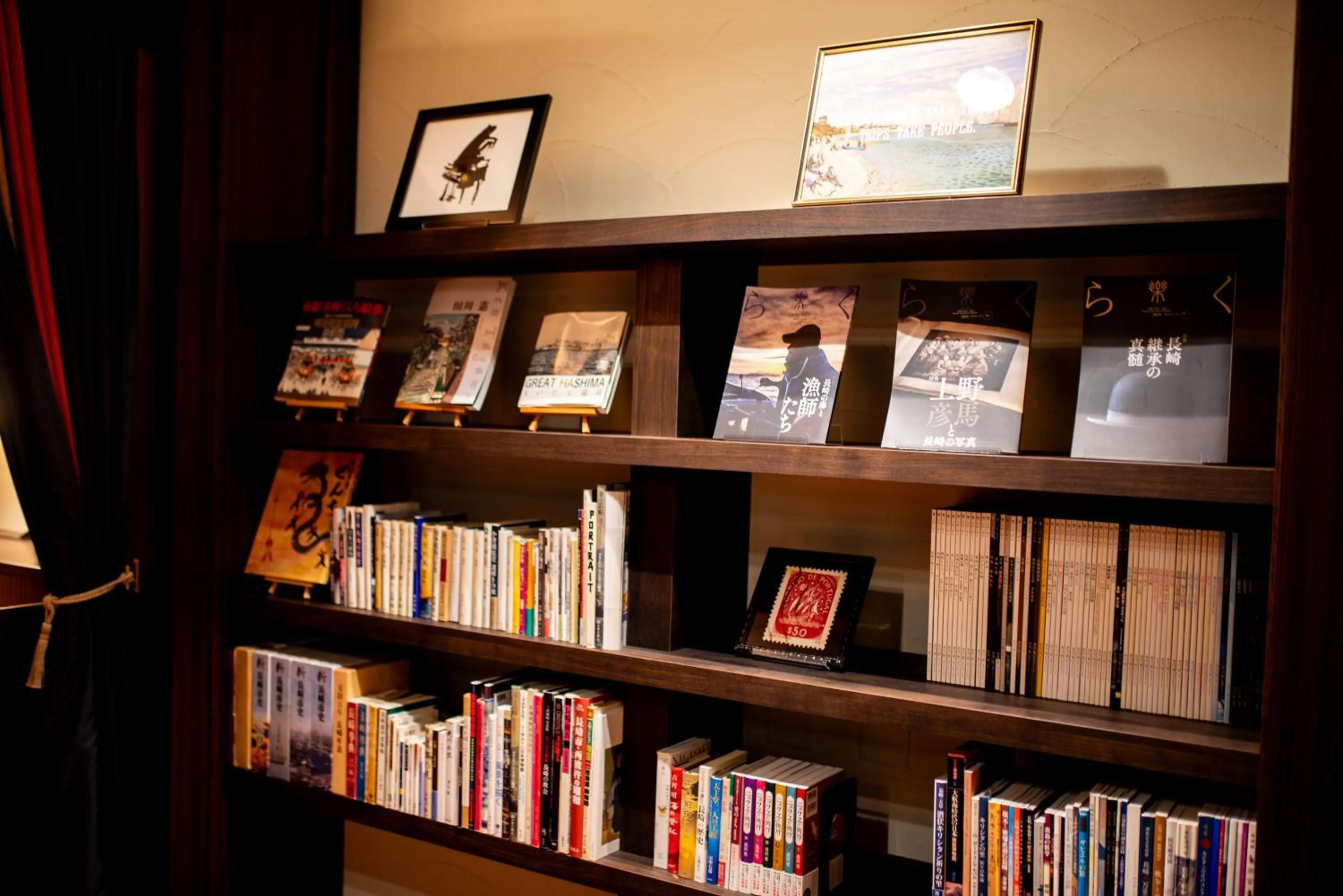 Communal lounge/ TV room in Setre Glover's House Nagasaki