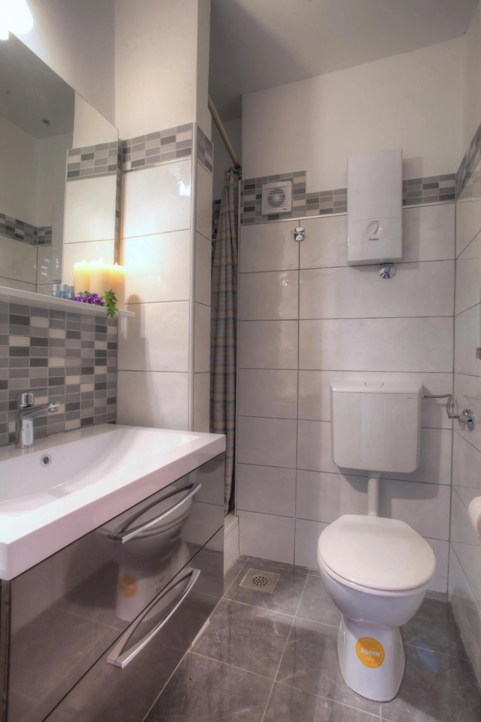Bathroom in Gina Bed & Breakfast