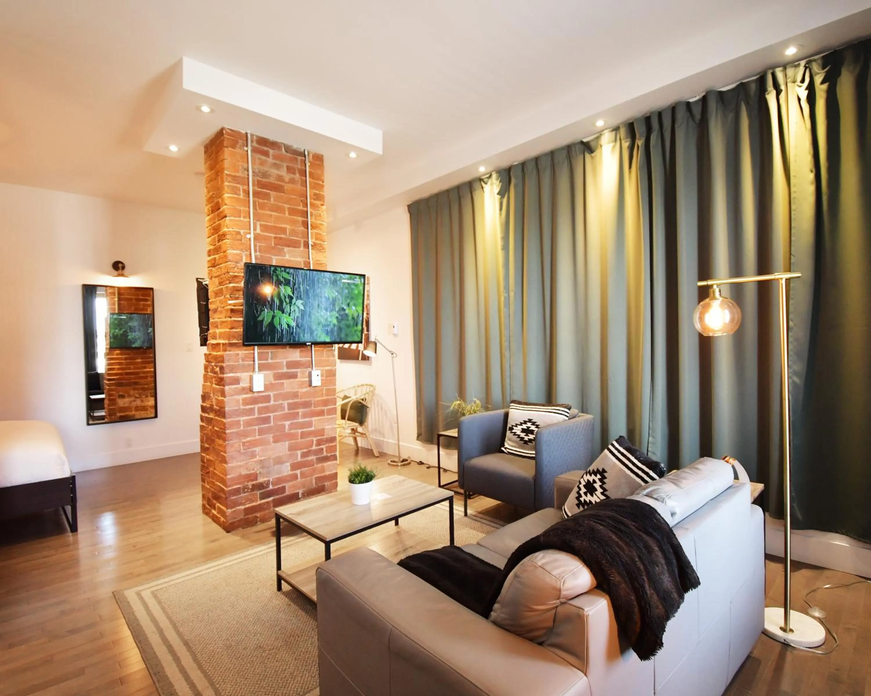 Bed in Maison Évangéline by Bower Boutique Hotels