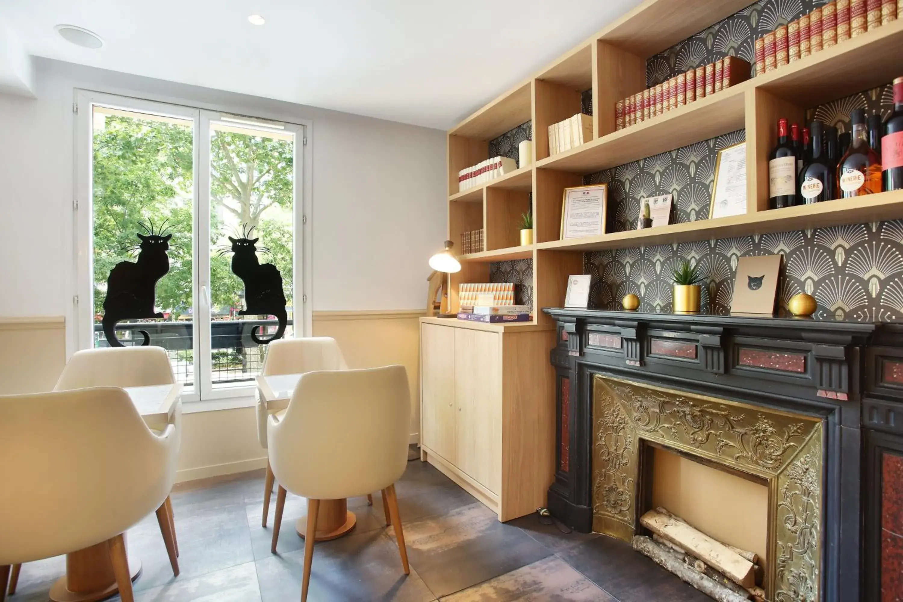 Lobby or reception in Hotel Le Chat Noir Lobby or reception in Hotel Le Chat Noir