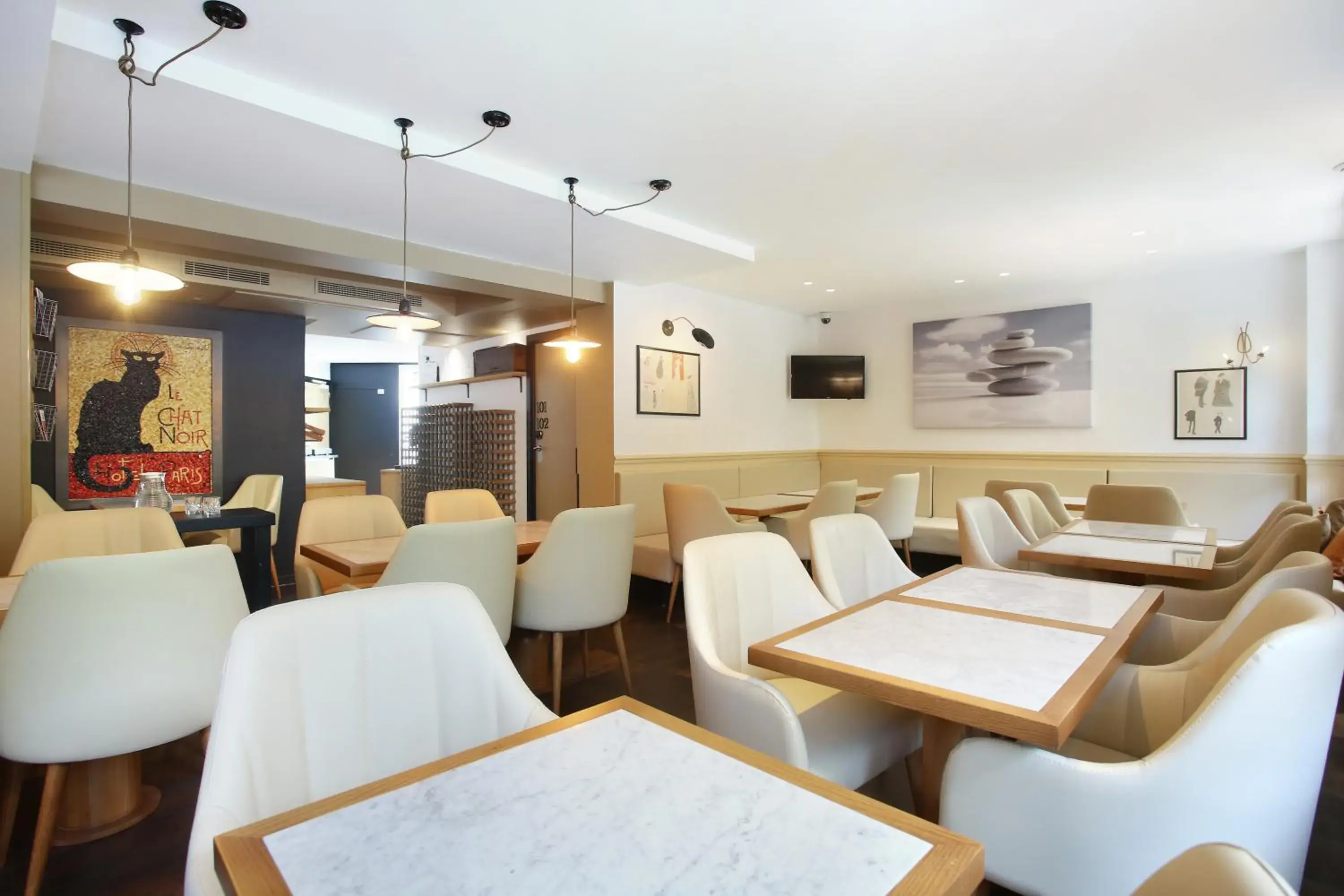 Lobby or reception in Hotel Le Chat Noir Lobby or reception in Hotel Le Chat Noir