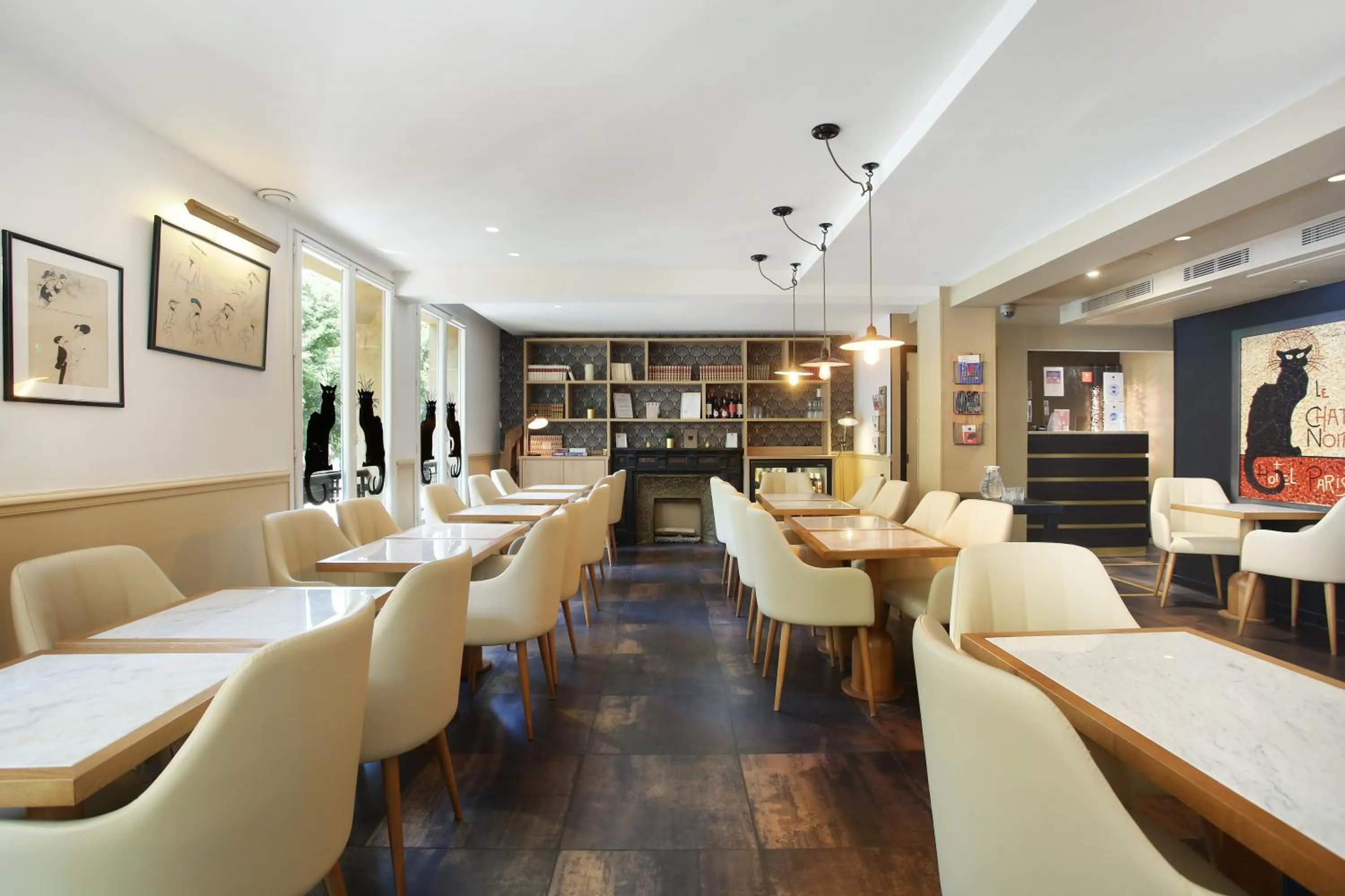 Lobby or reception in Hotel Le Chat Noir