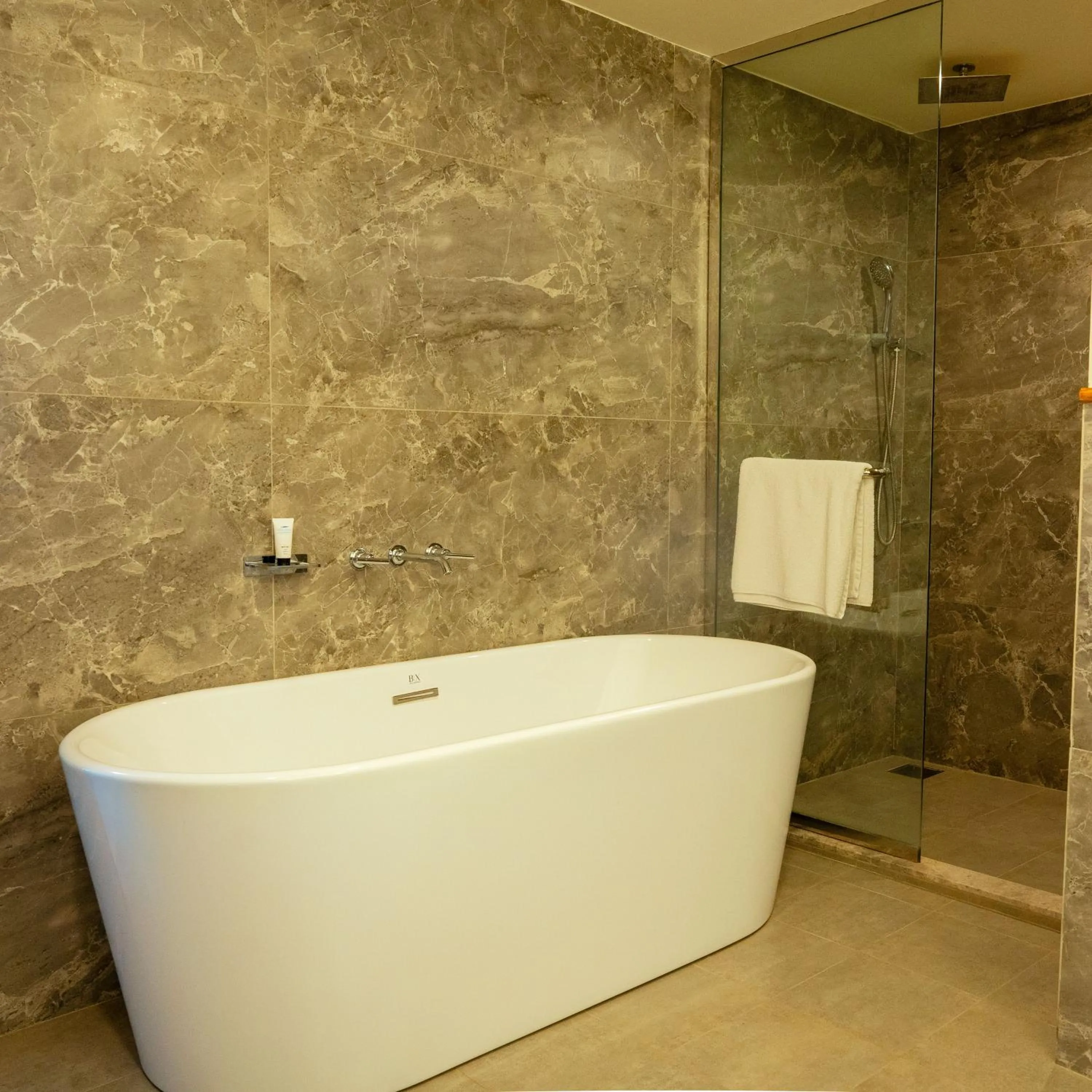 Bathroom in White Sands Hotel