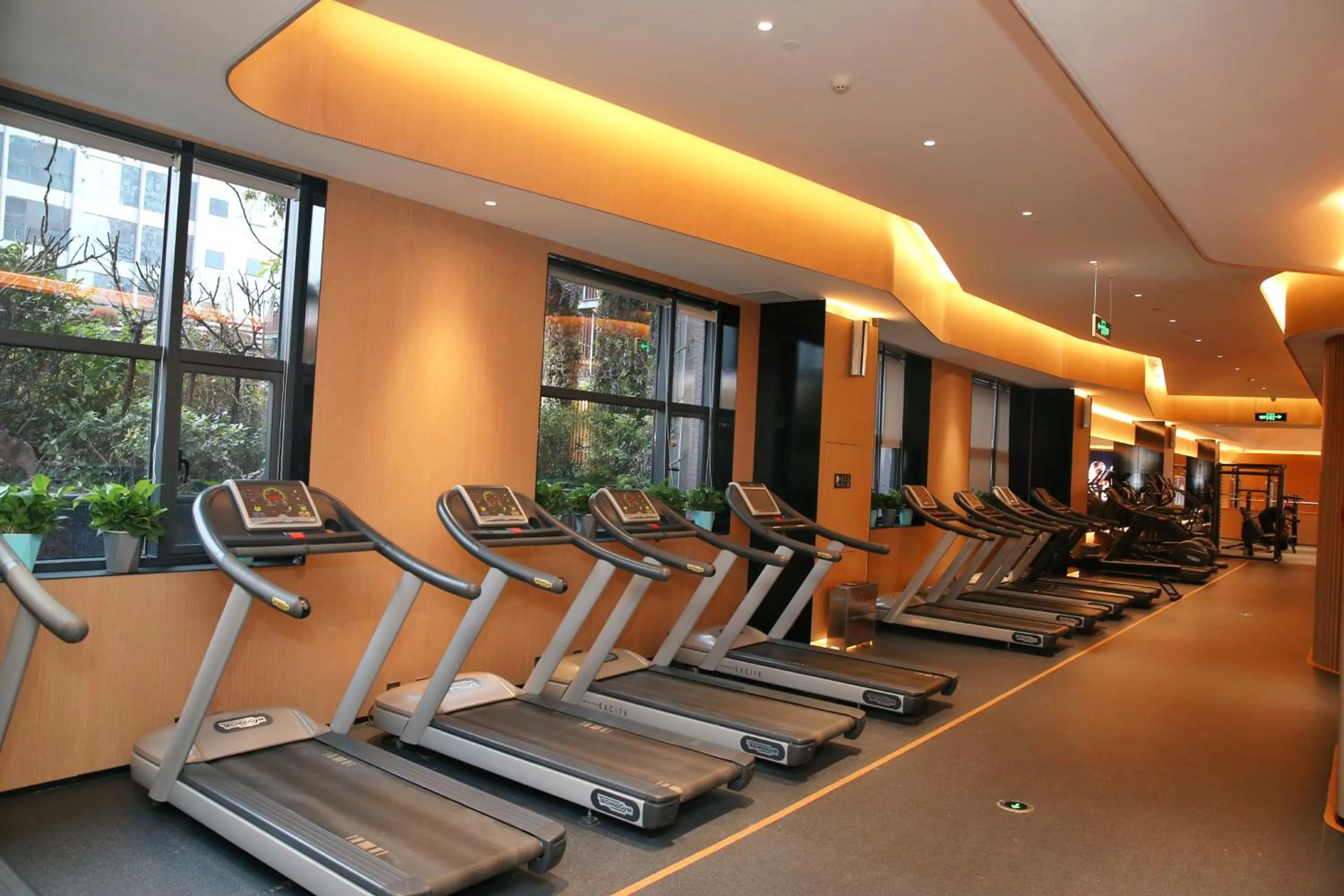 Fitness centre/facilities in Zheng fang yuan international Hotel