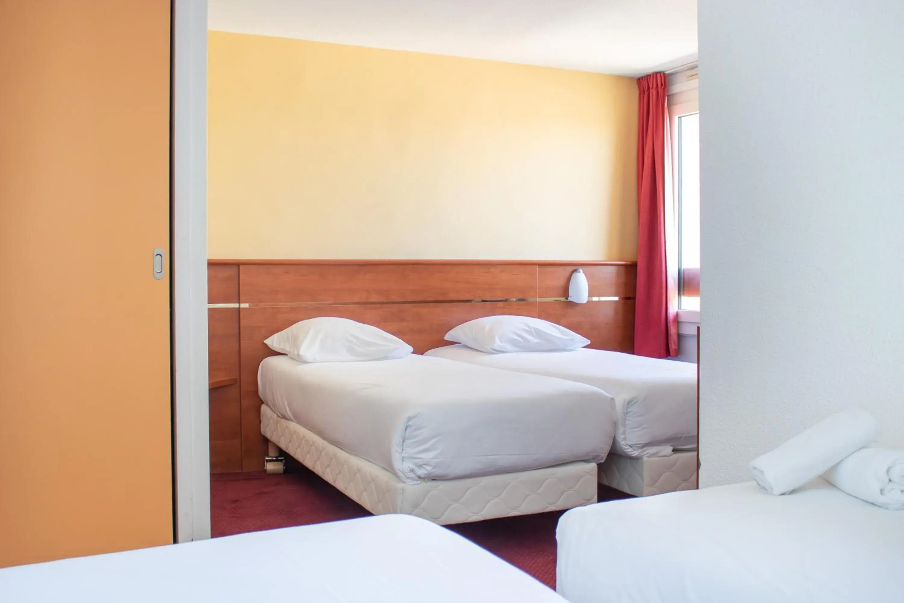 Family Room in Brit Hotel Agen - L'Aquitaine Family Room in Brit Hotel Agen - L'Aquitaine