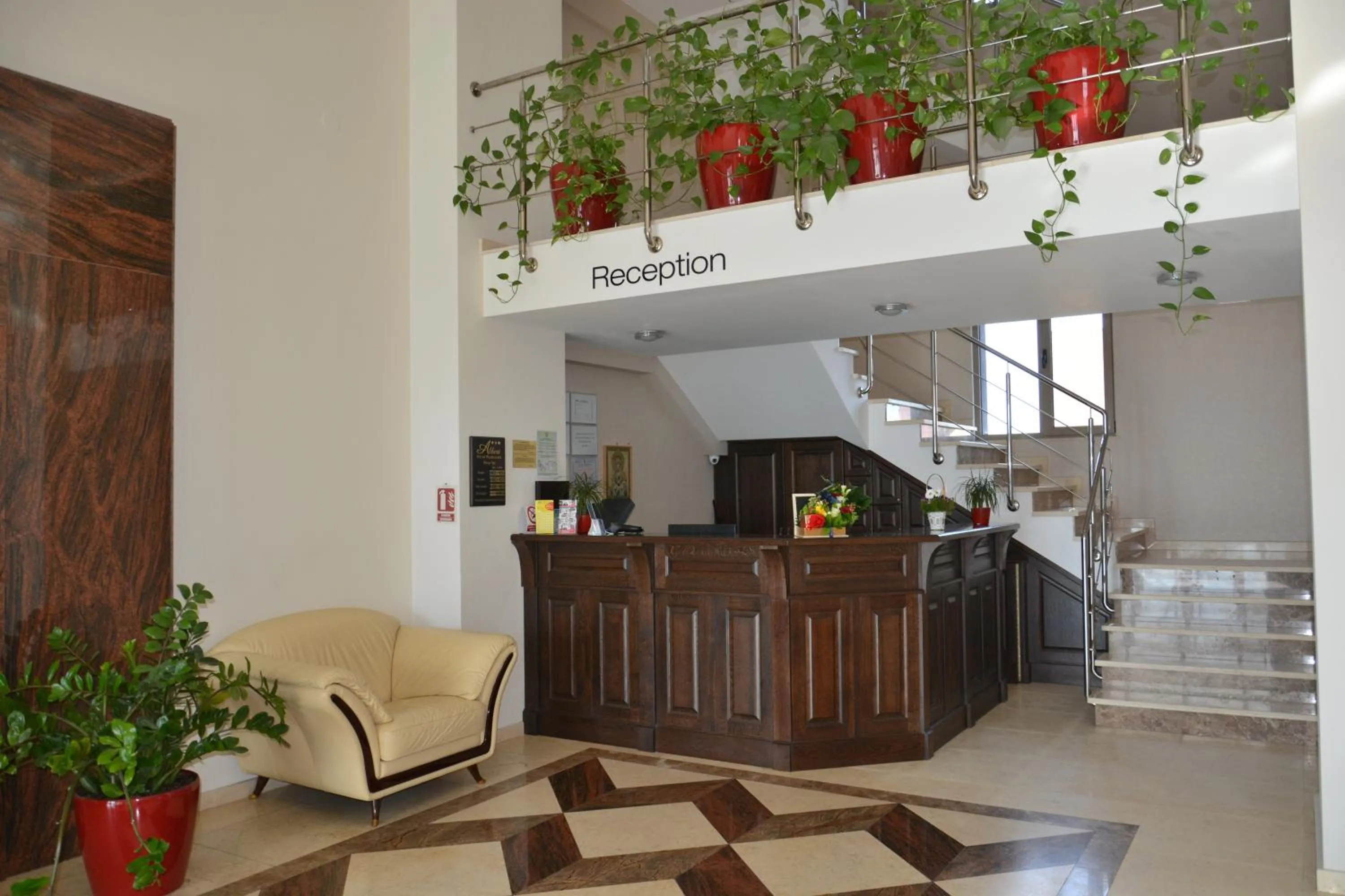 Albert Hotel