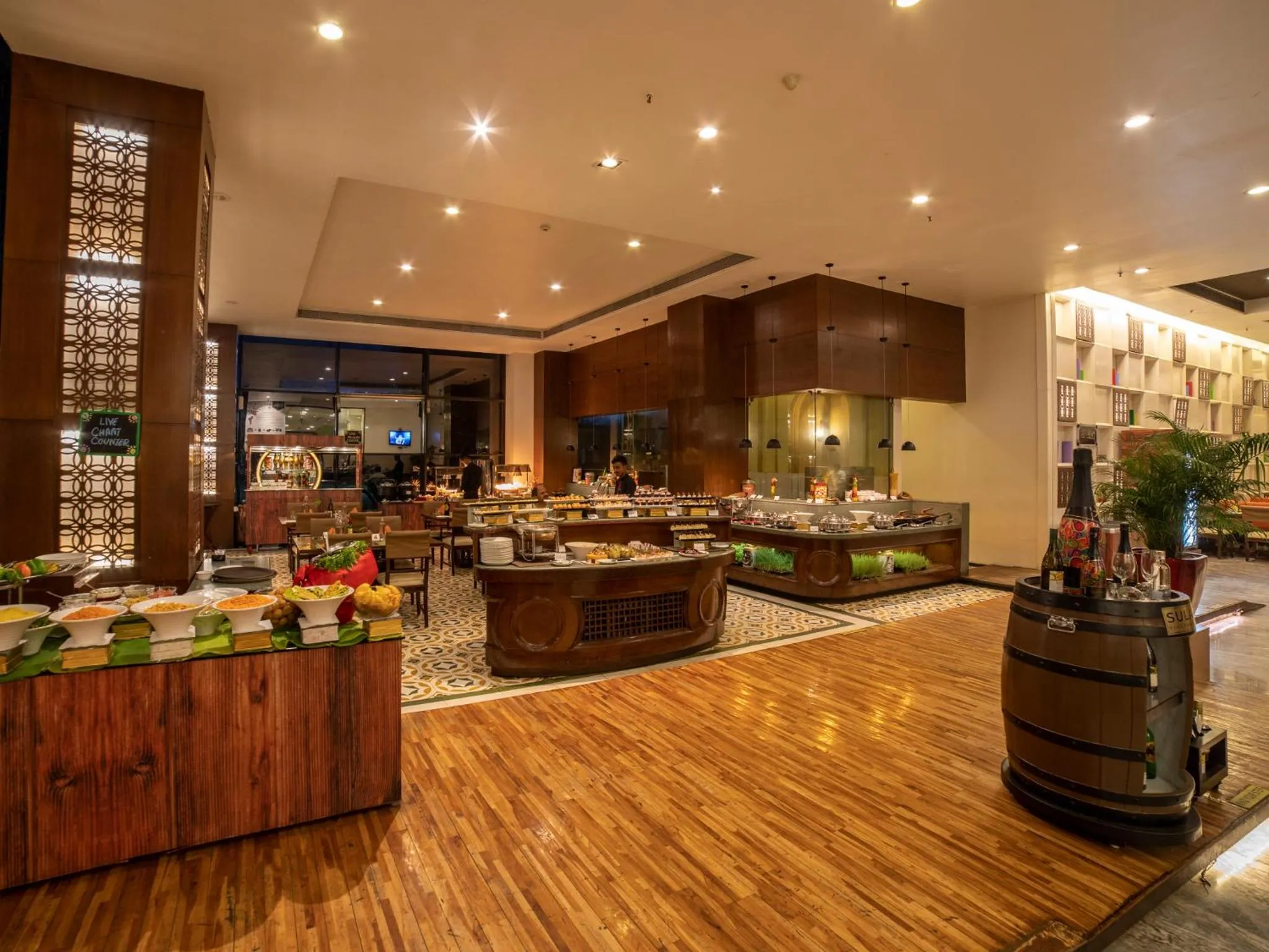 Restaurant/places to eat in The Orchid Hotel Hinjewadi Pune