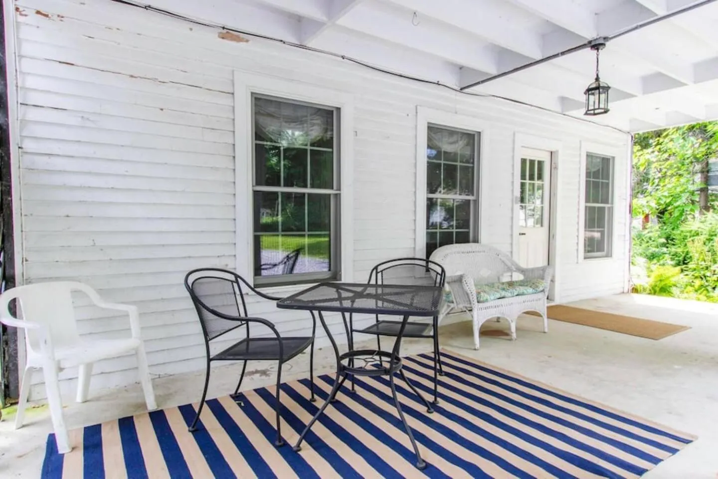 Beautifully Restored Home in Manchester Village