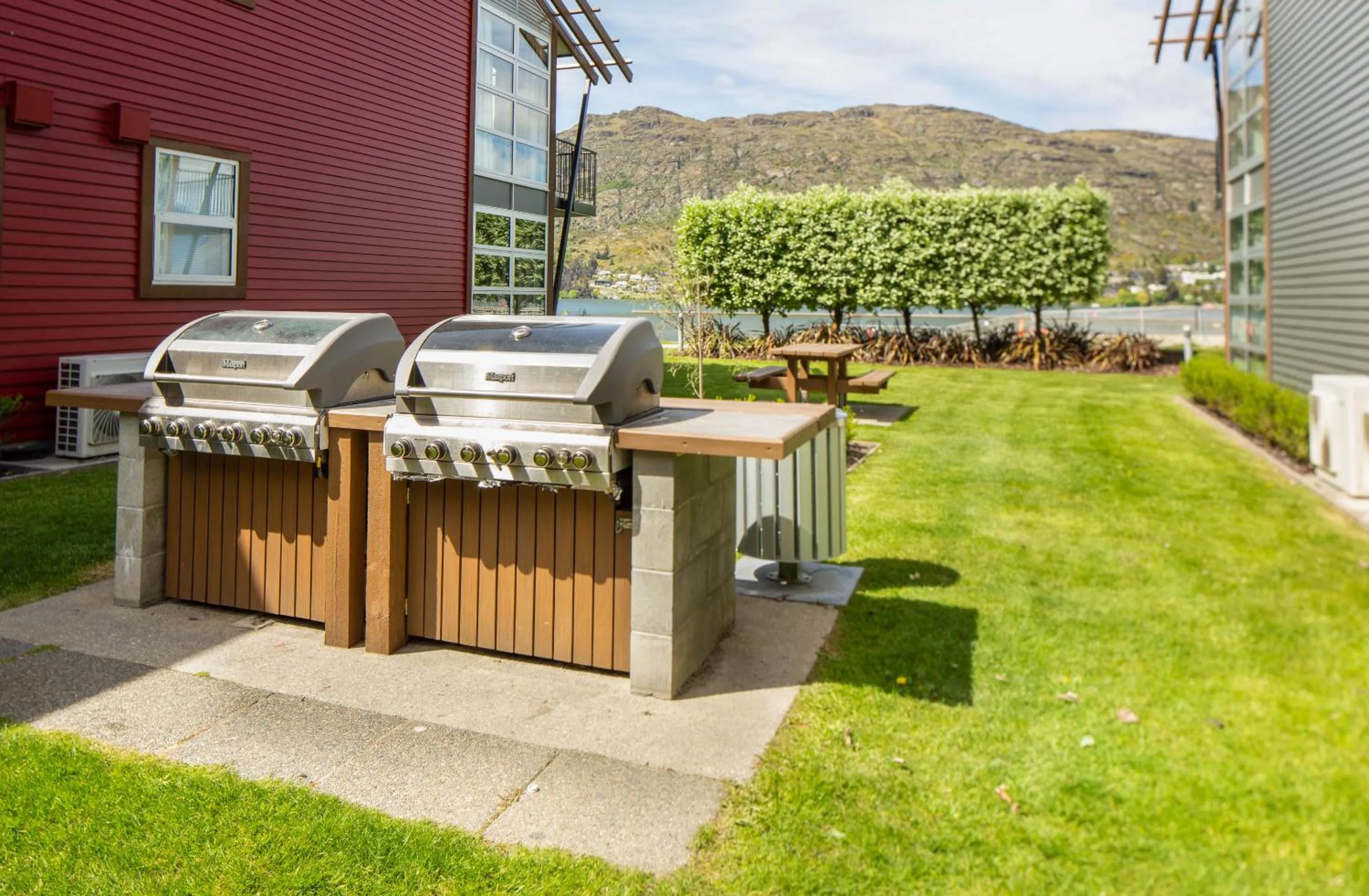 BBQ facilities in Hello QT Marina
