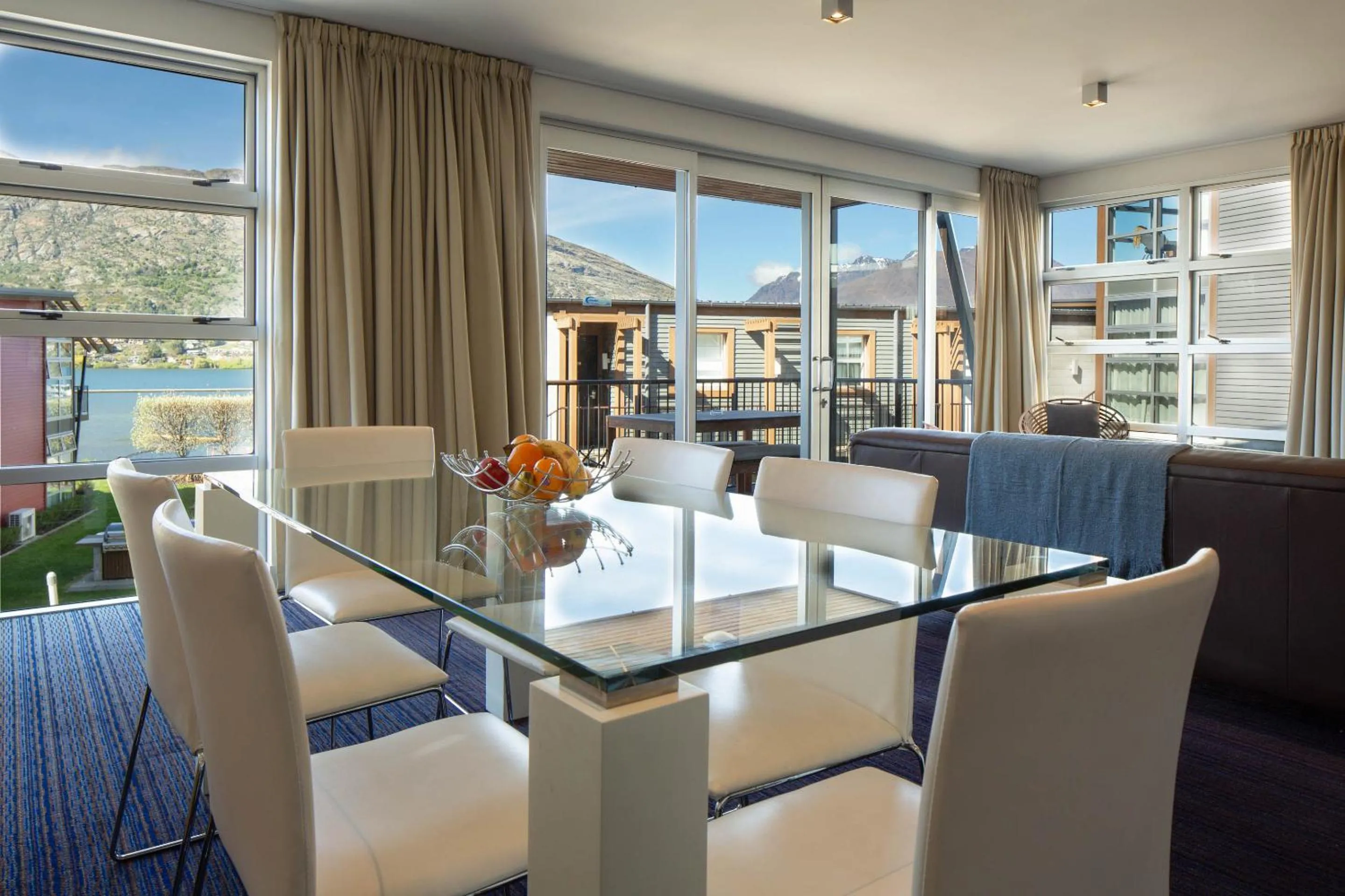 Dining area in Hello QT Marina
