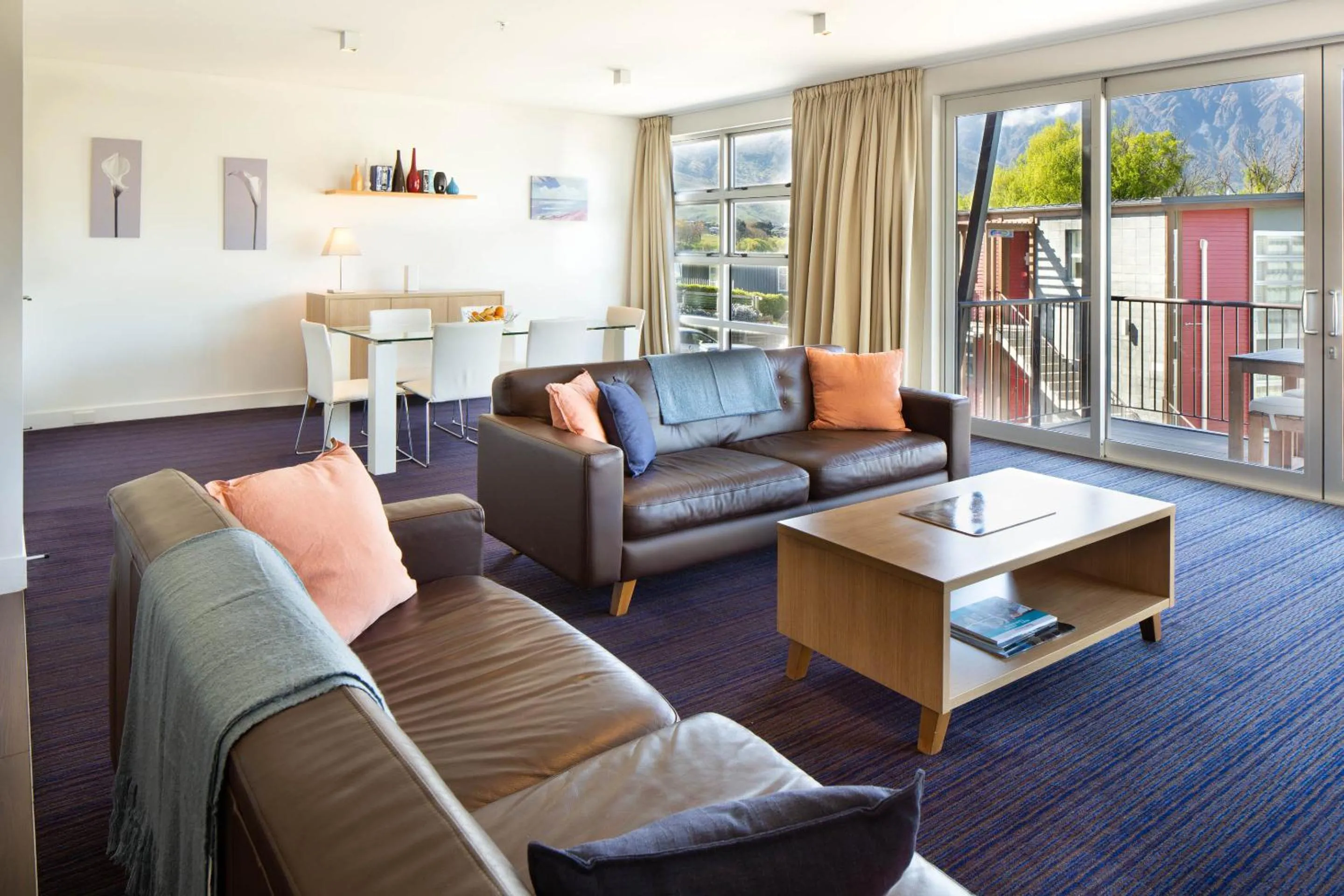 Living room in Hello QT Marina