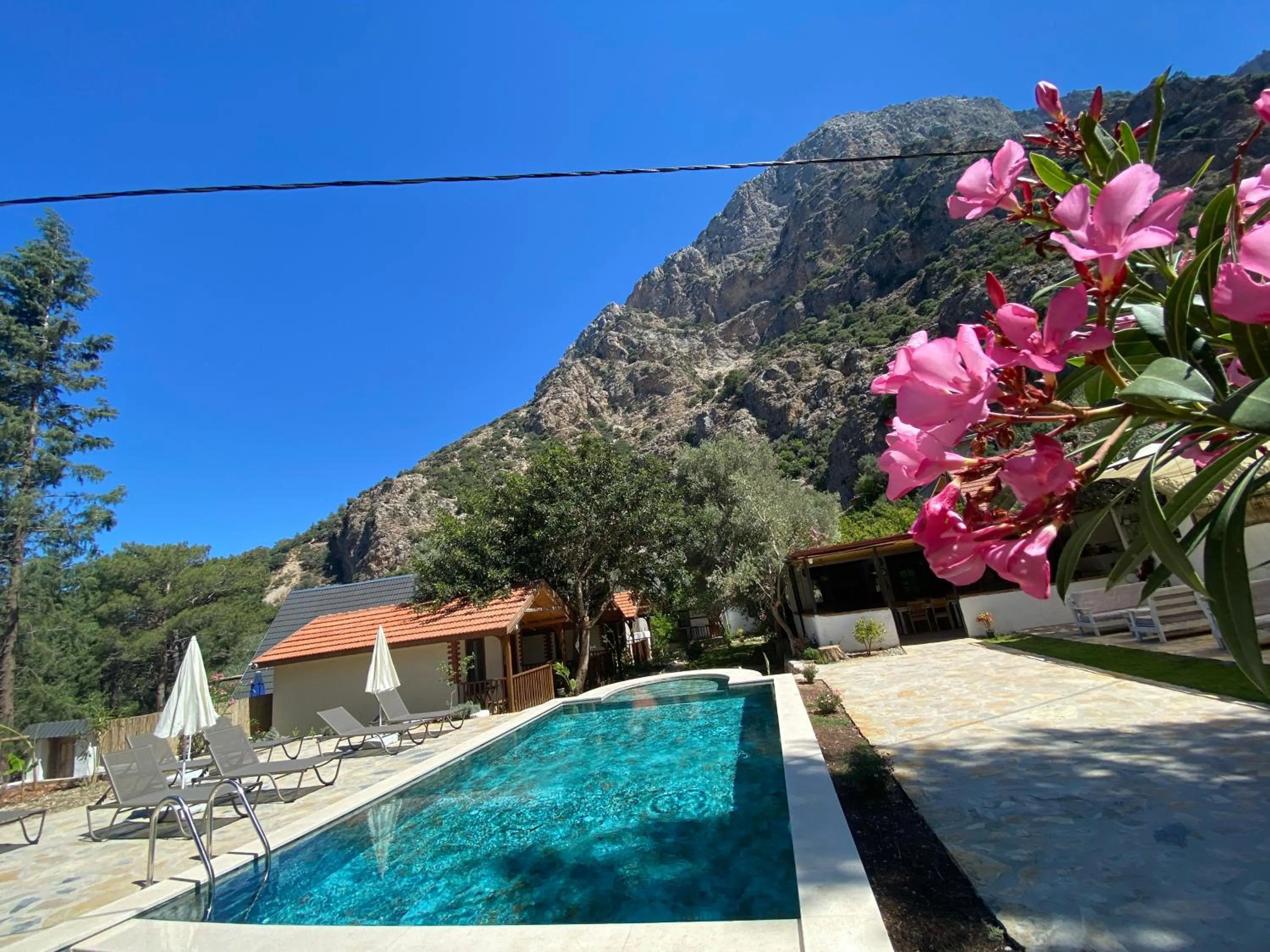 Day in KiDRAK OTEL MONTENEGRO-1