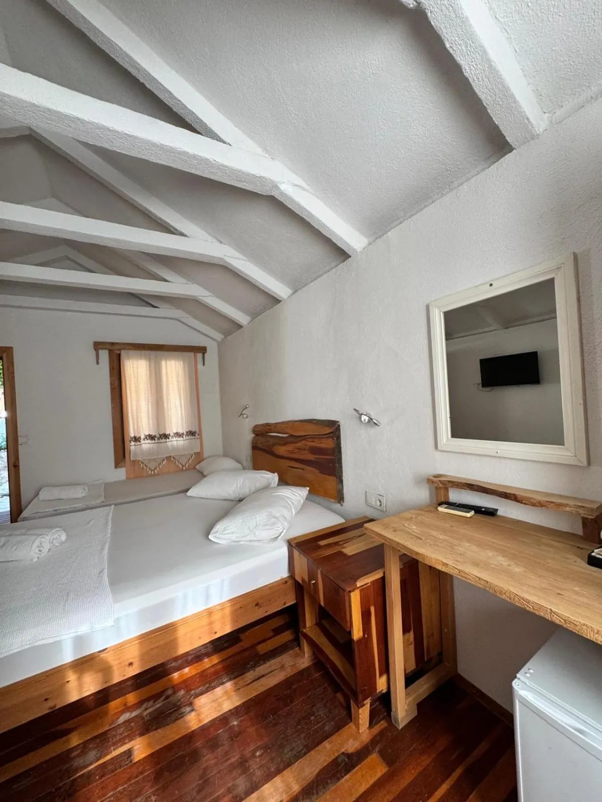 Photo of the whole room, Bed in KiDRAK OTEL MONTENEGRO-1