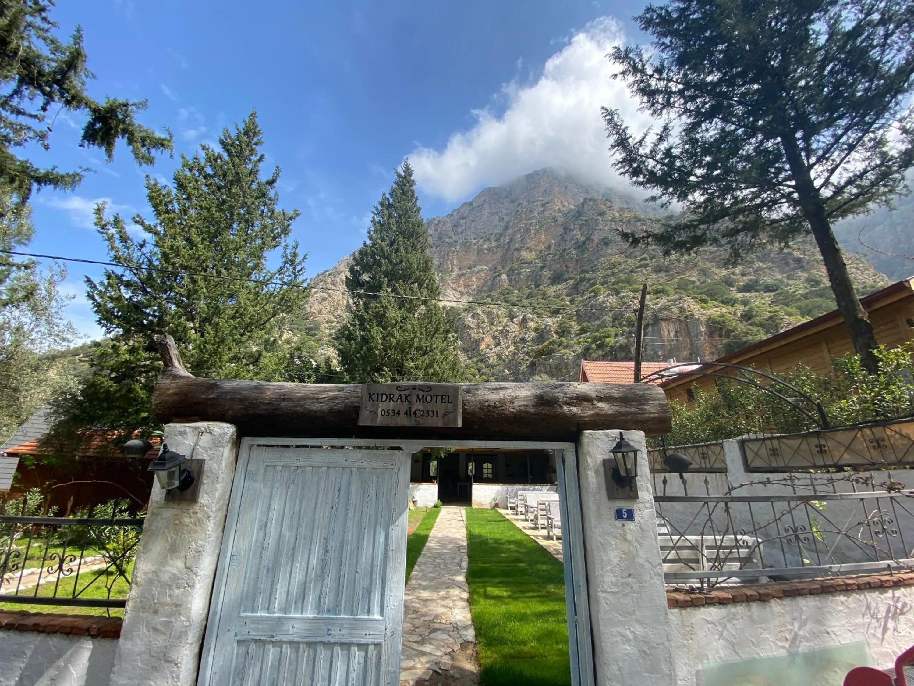 Nearby landmark in KiDRAK OTEL MONTENEGRO-1