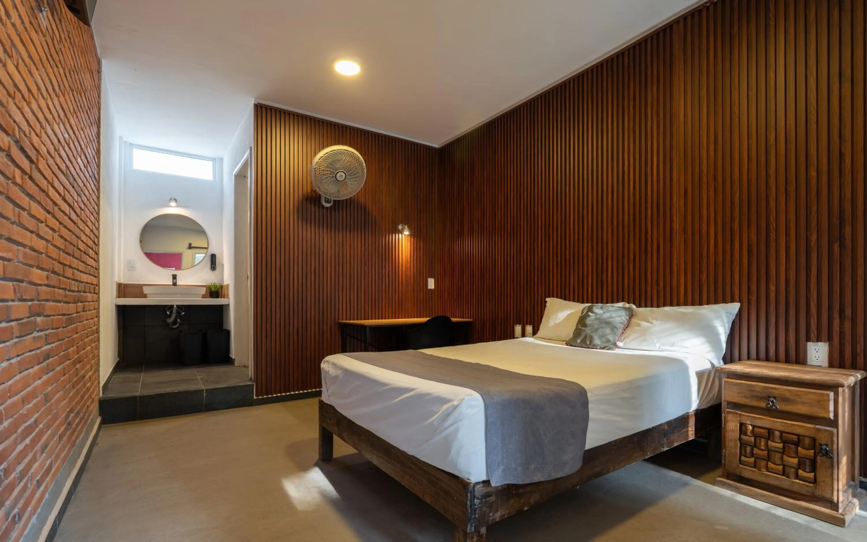 Bed in Hotel Posada Bugambilias