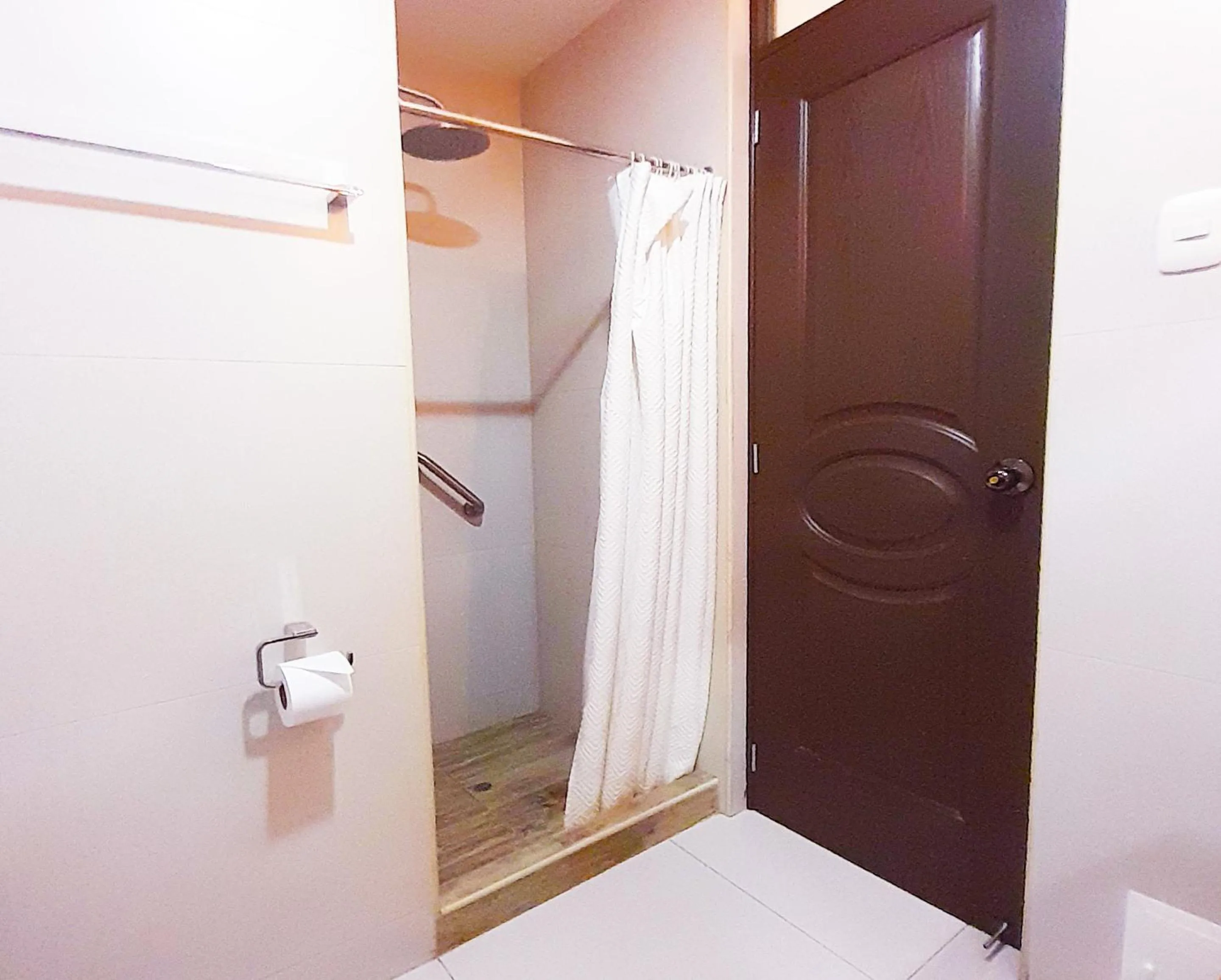 Shower in Hotel La Casa de Irma