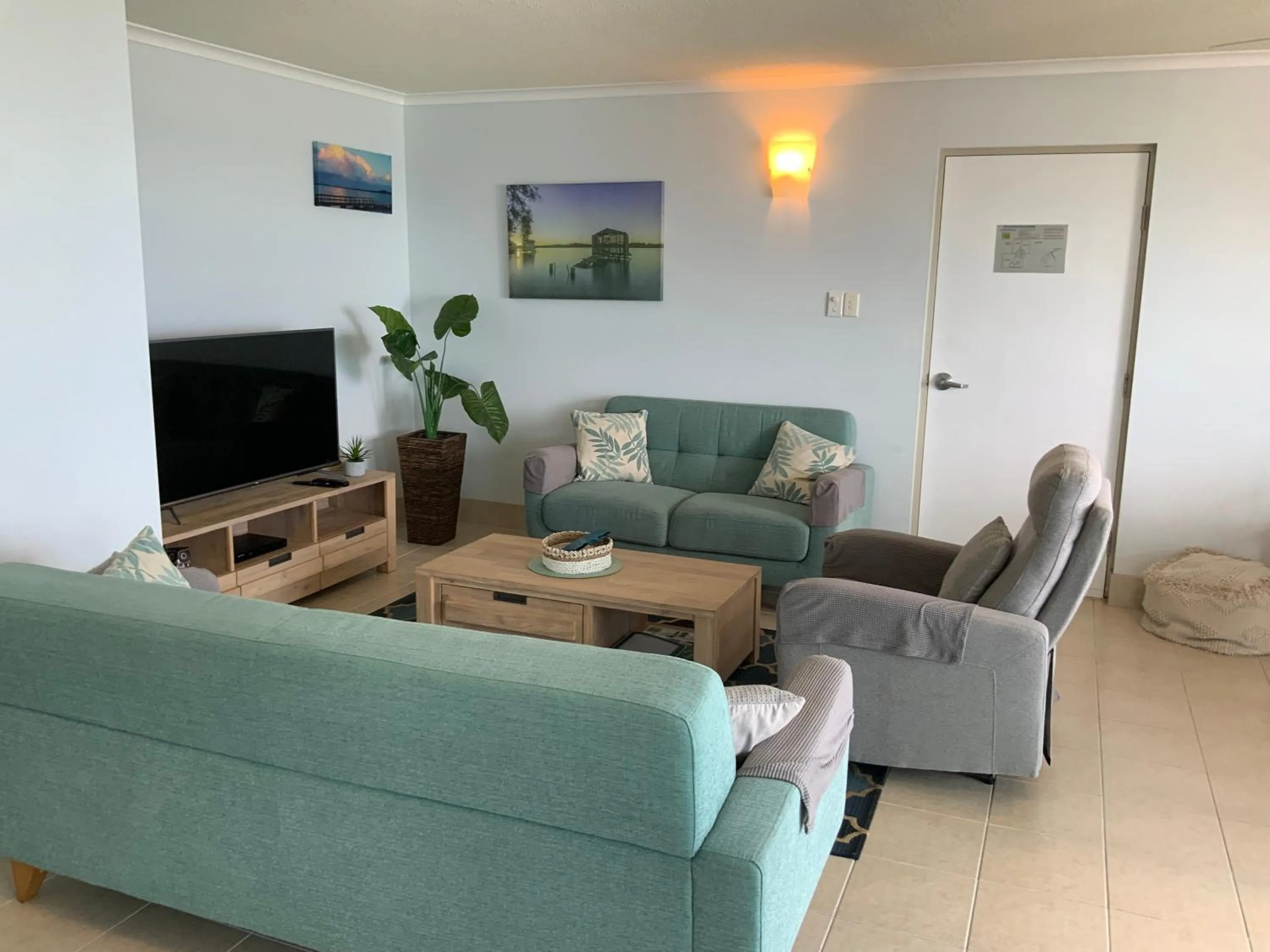 Dining area in Beachfront Towers