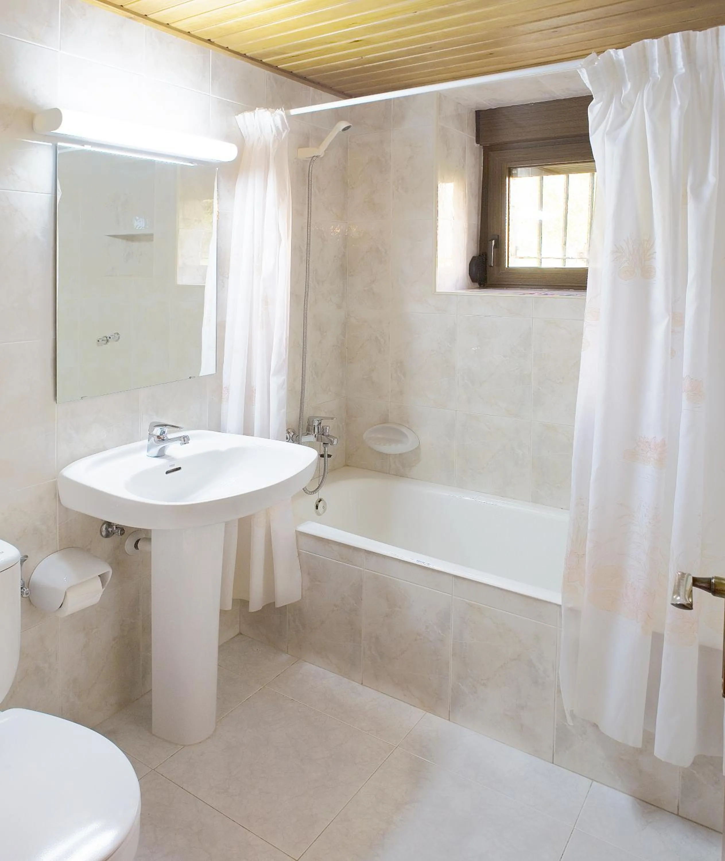 Apartamentos Casa Buisan