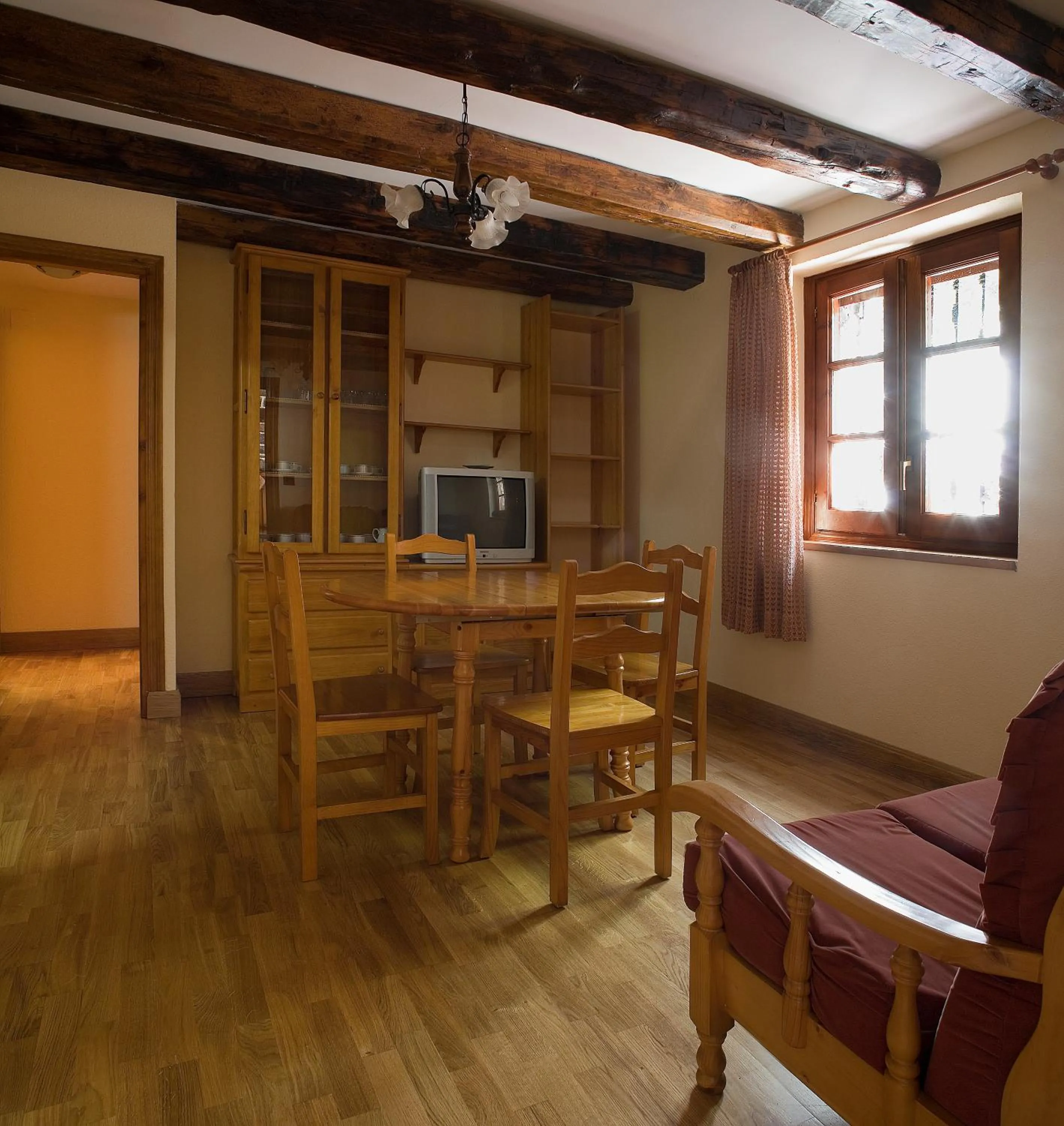 Apartamentos Casa Buisan