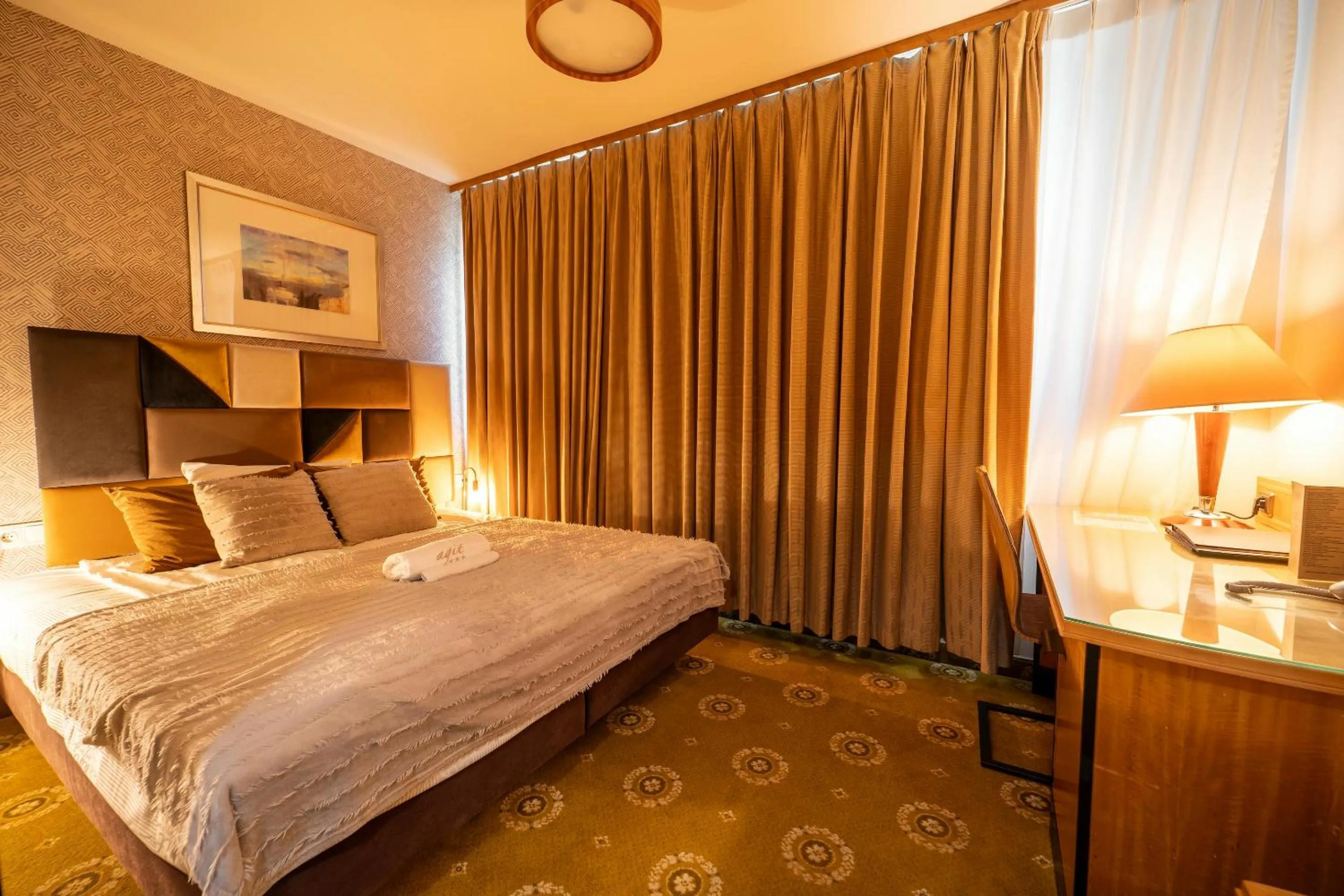 Photo of the whole room, Bed in Hotel Agit Congress&Spa