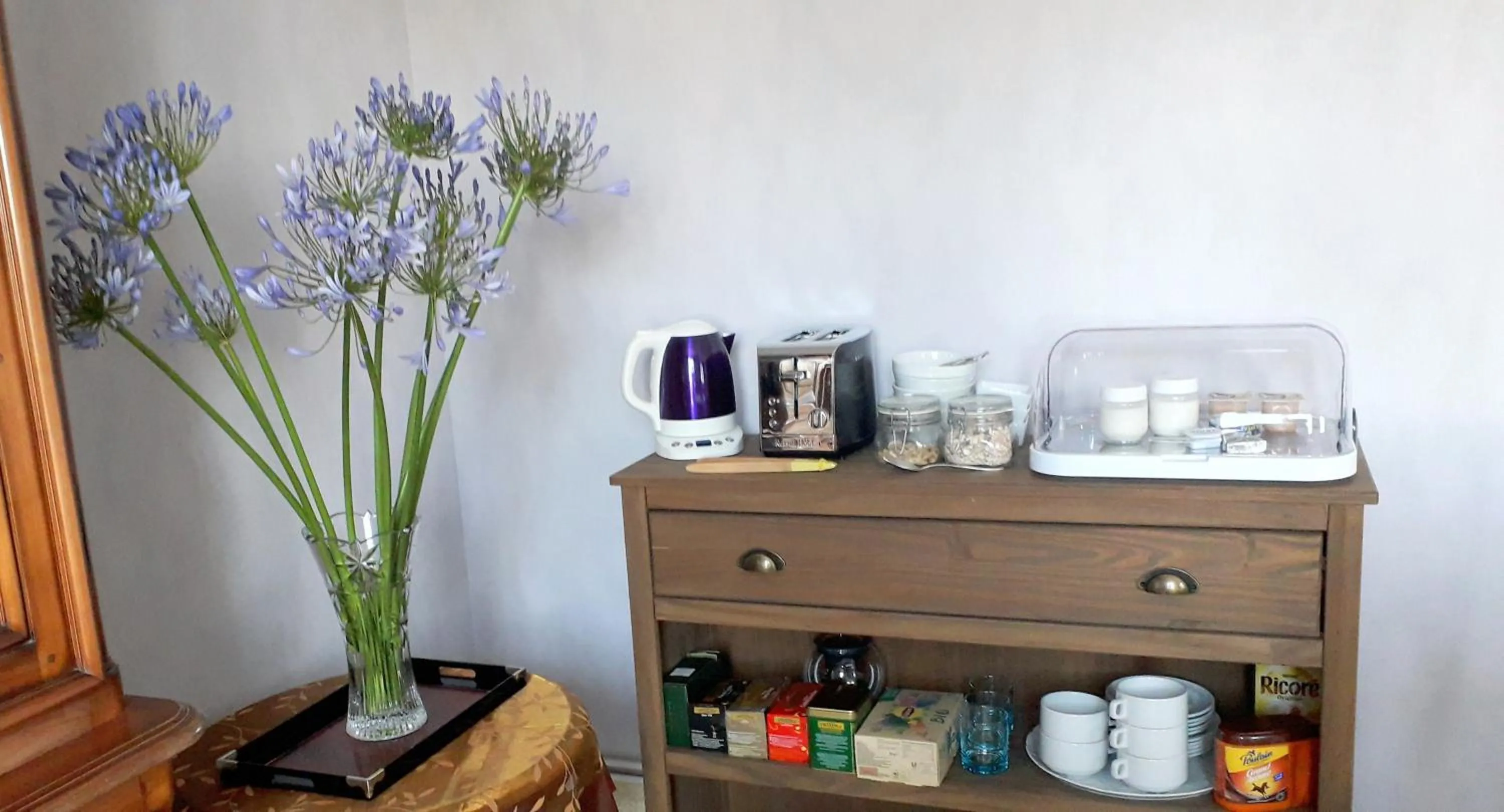 Coffee/tea facilities in Kerantum à10mn des baies de Douarnenez et Audierne avec cuisine à disposition