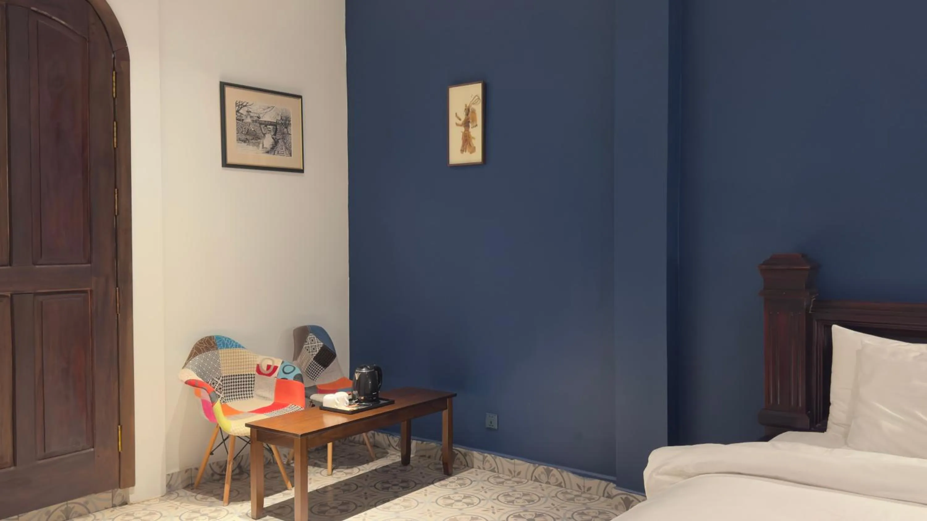 The J Break Boutique