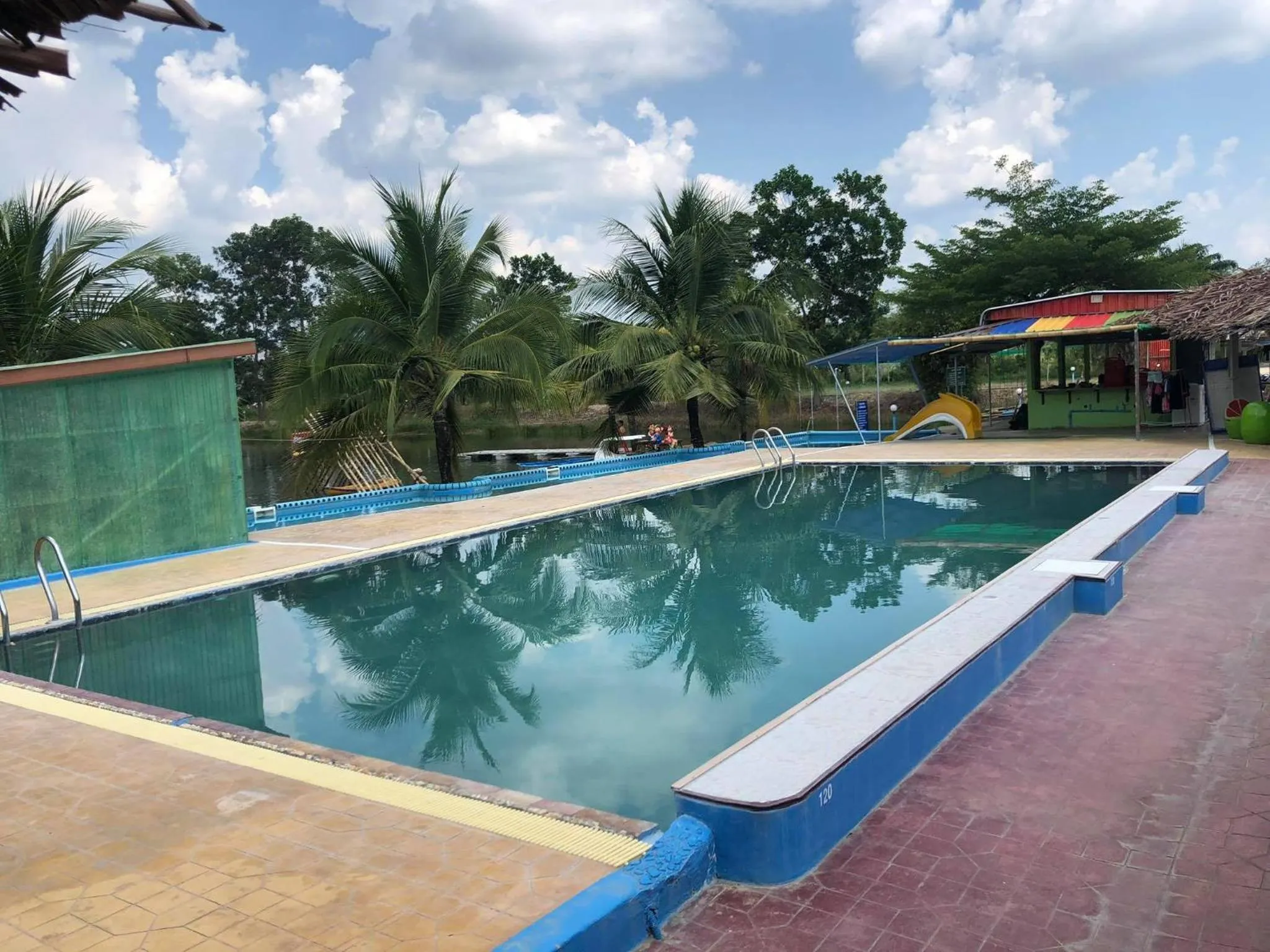 Aqua park in Mulberry resort