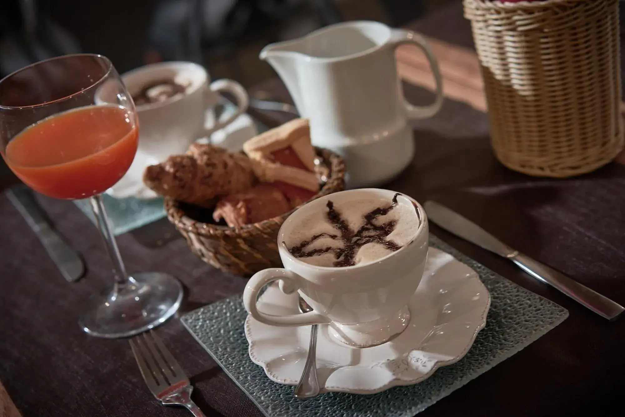 Restaurant/places to eat in Villa Tower Inn Restaurant/places to eat in Villa Tower Inn