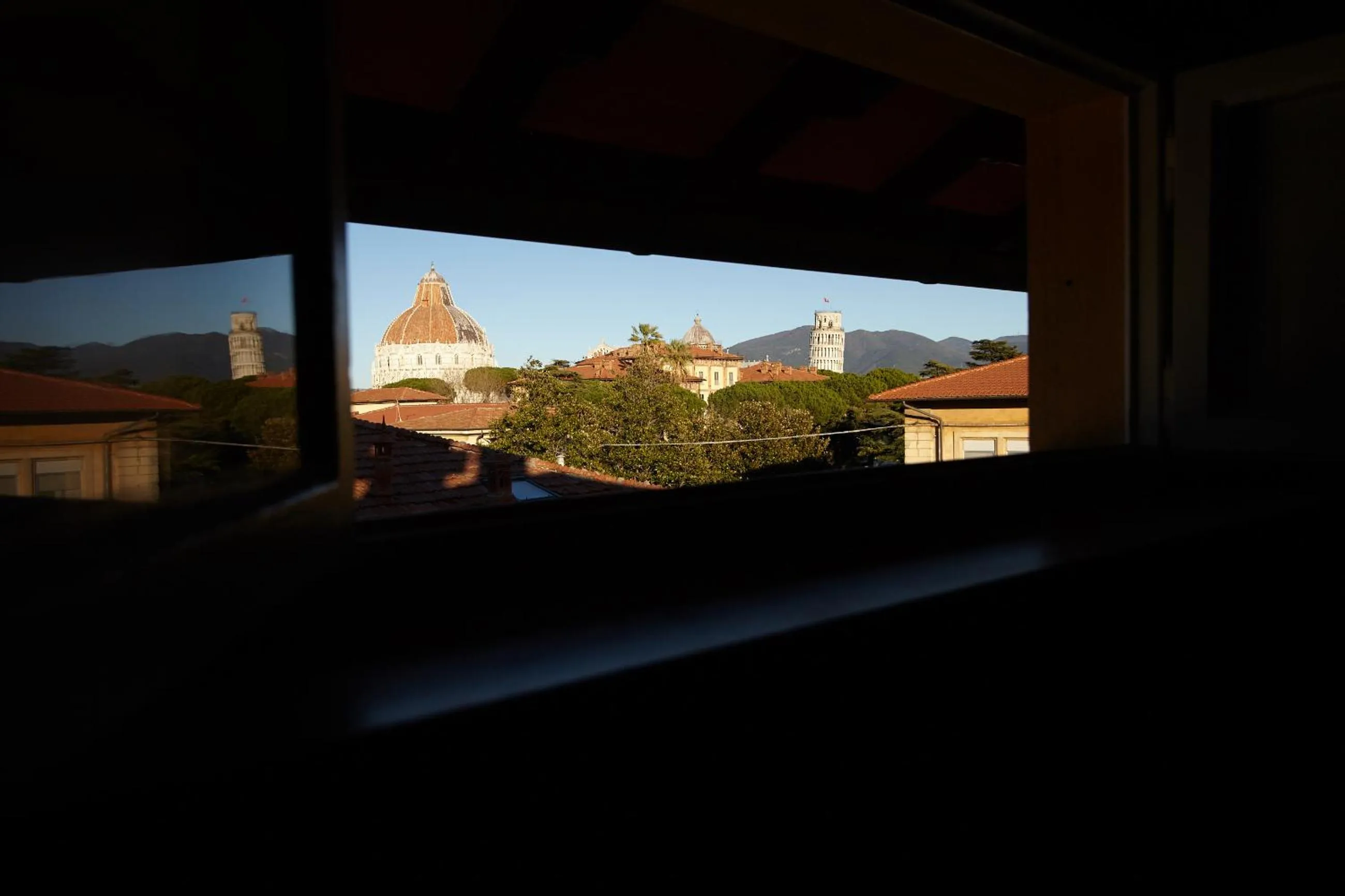 Facade/entrance in Villa Tower Inn