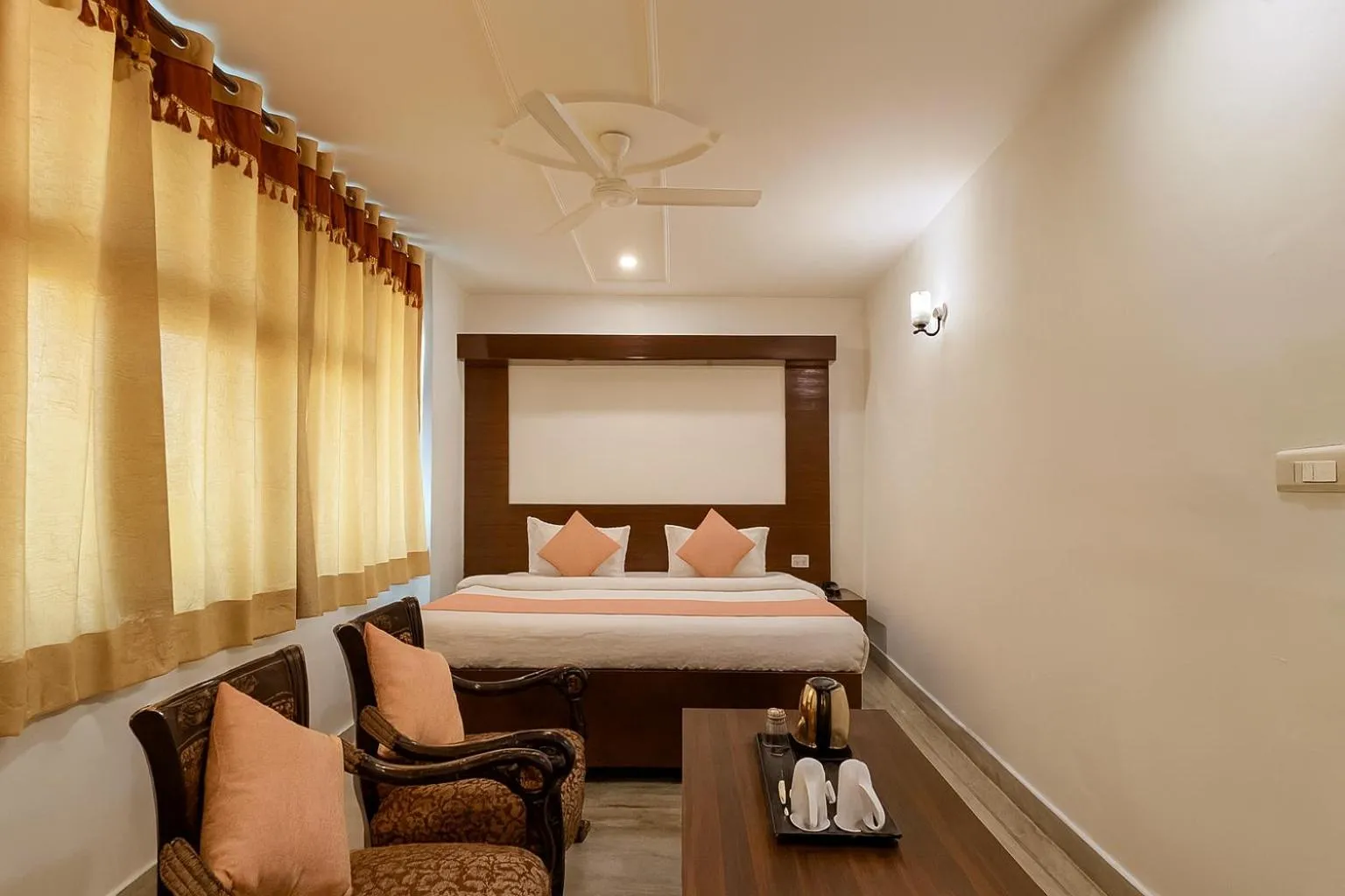 Bed in Mussoorie Residency